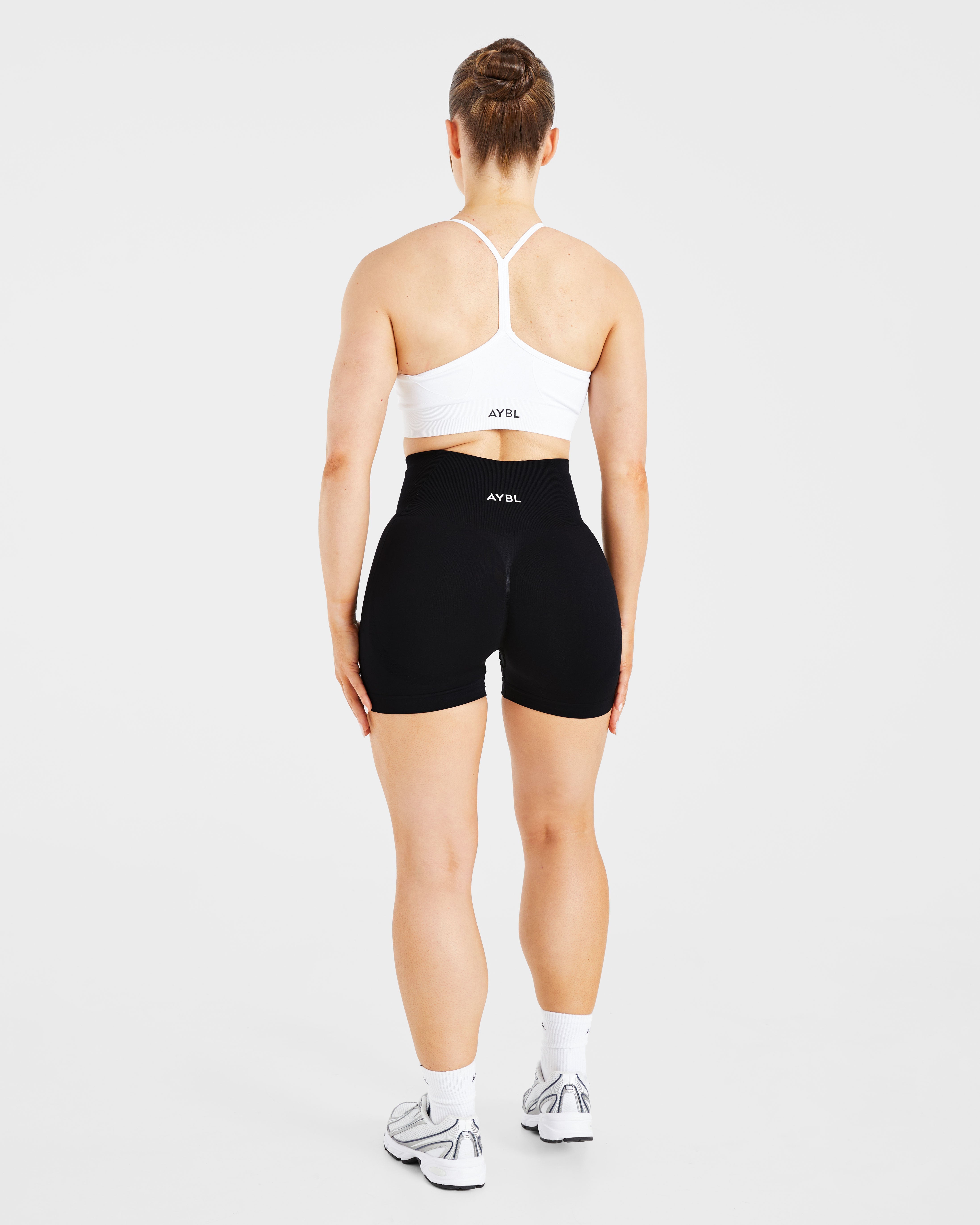 Empower Seamless Sports Bra - Weiß