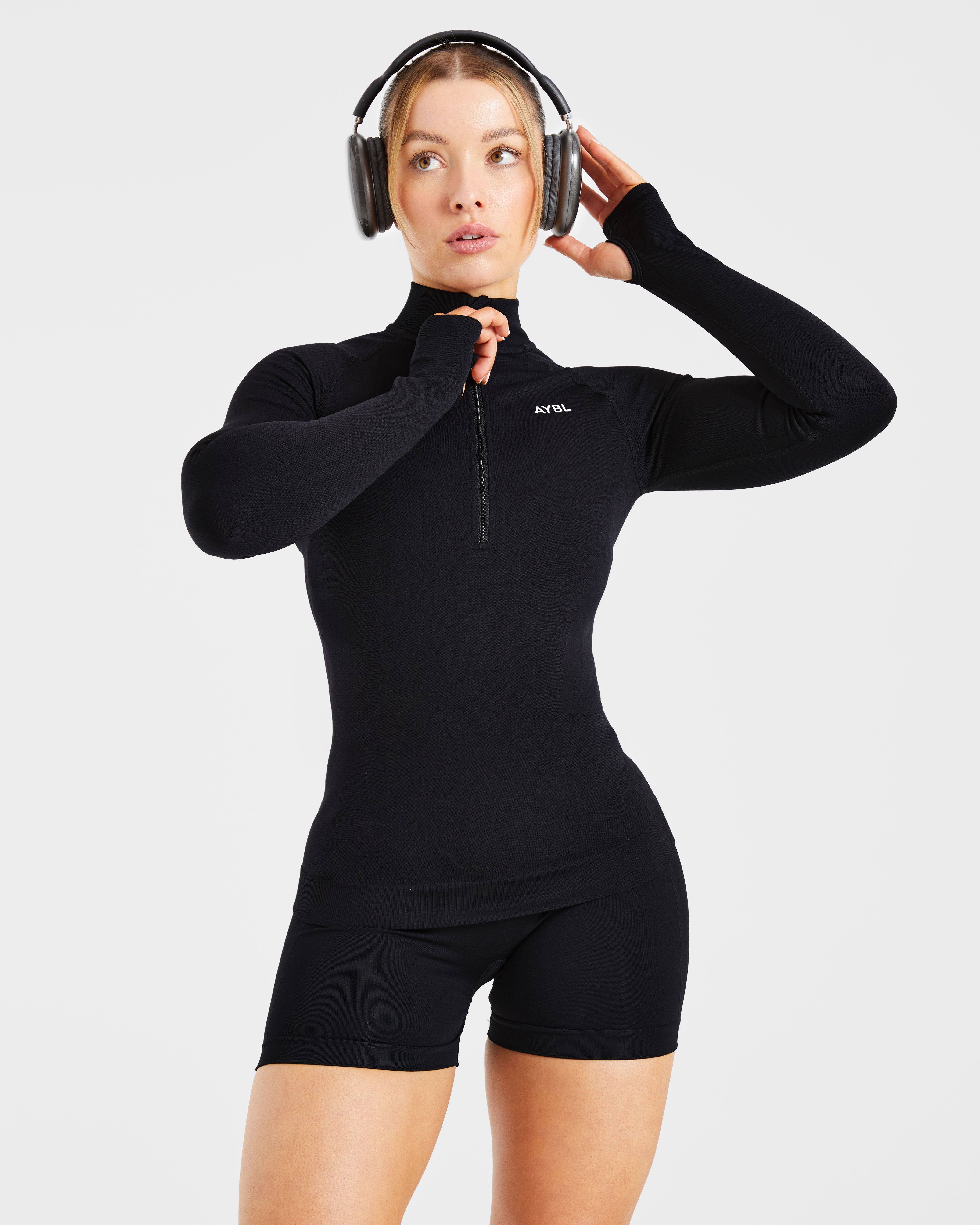 Essential Seamless 1/2 Zip Pullover - Schwarz
