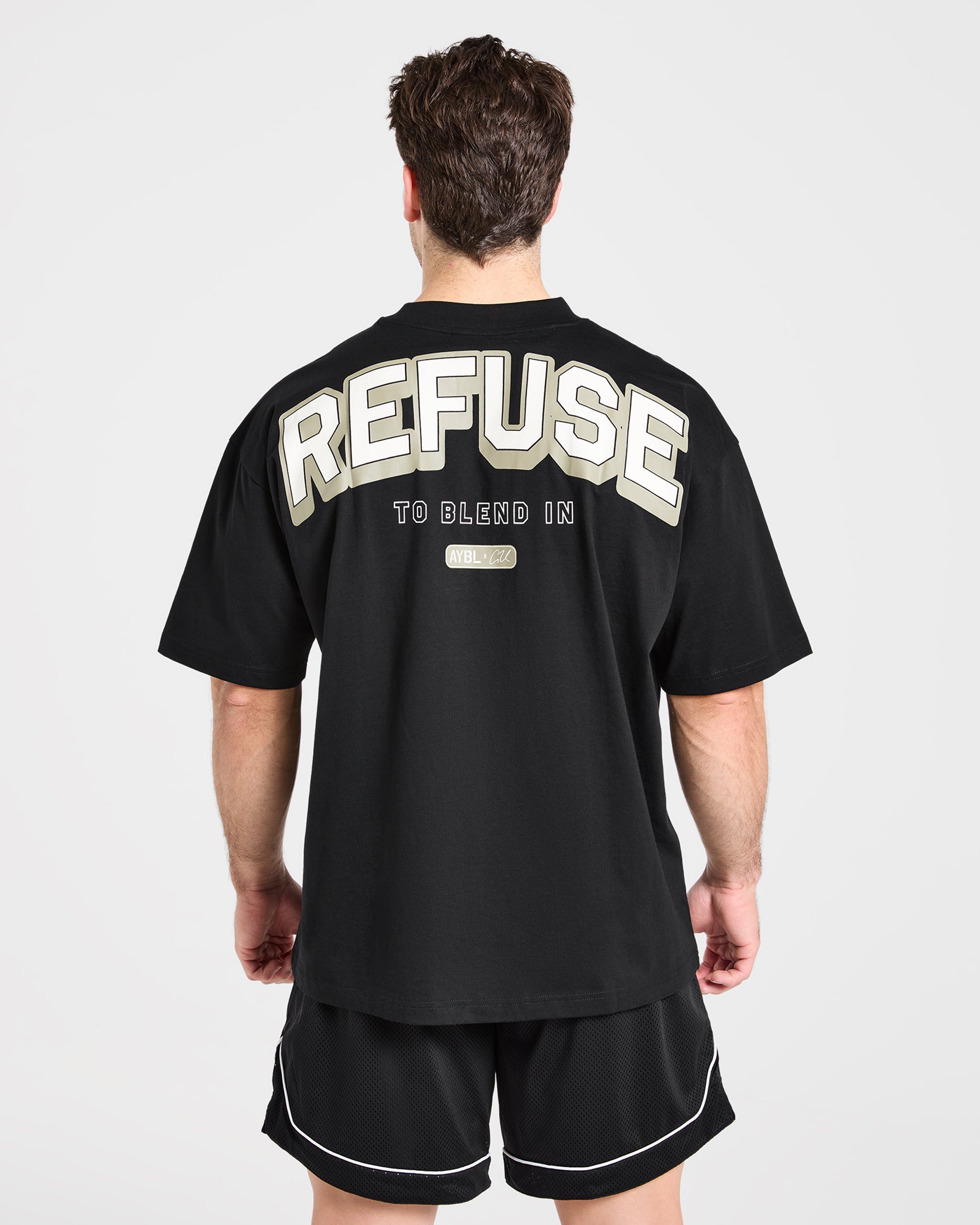 Cam Kissel x Refuse to Blend in Oversized T Shirt - Schwarz