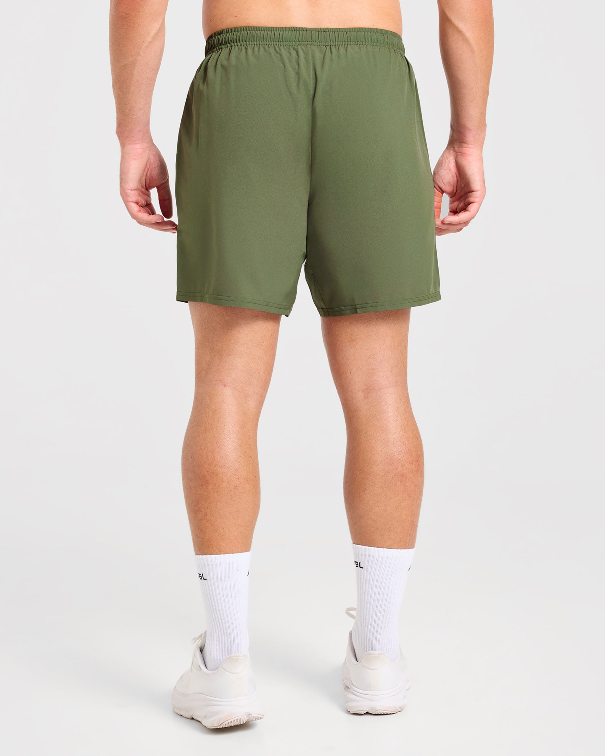Core 7" Shorts - Army Grün