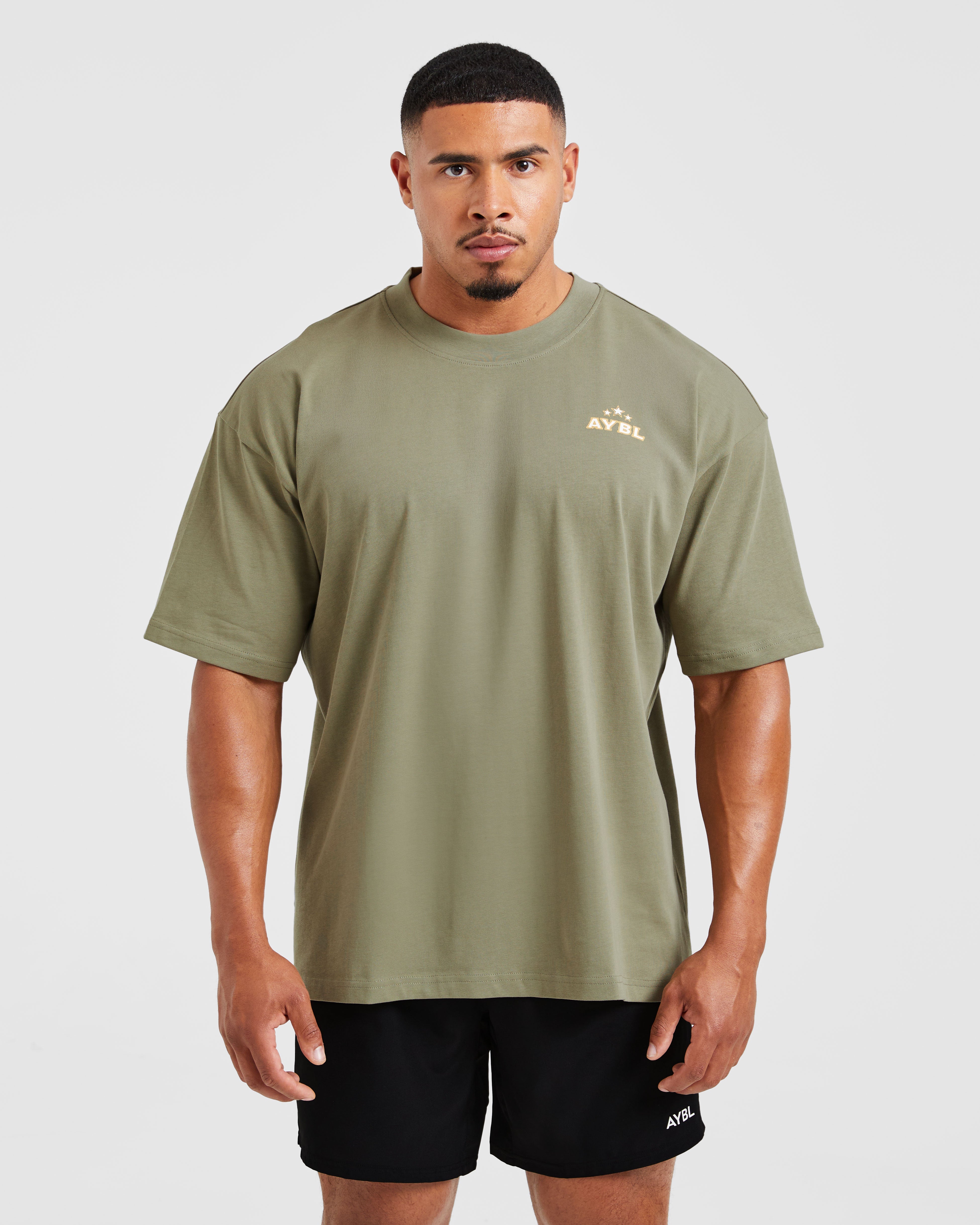 Wesley Vissers X Body Building Essentials Oversized T Shirt - Desert Grün