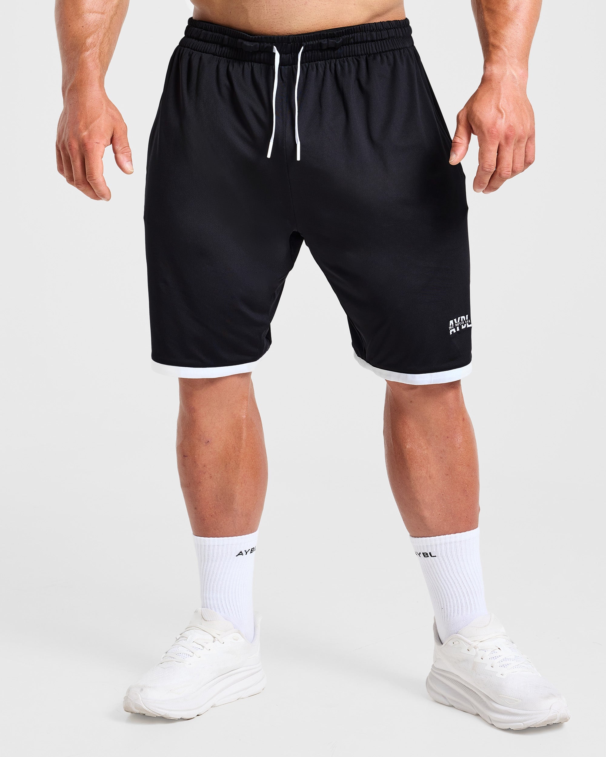Wesley Vissers x Old School Contrast Shorts - Schwarz