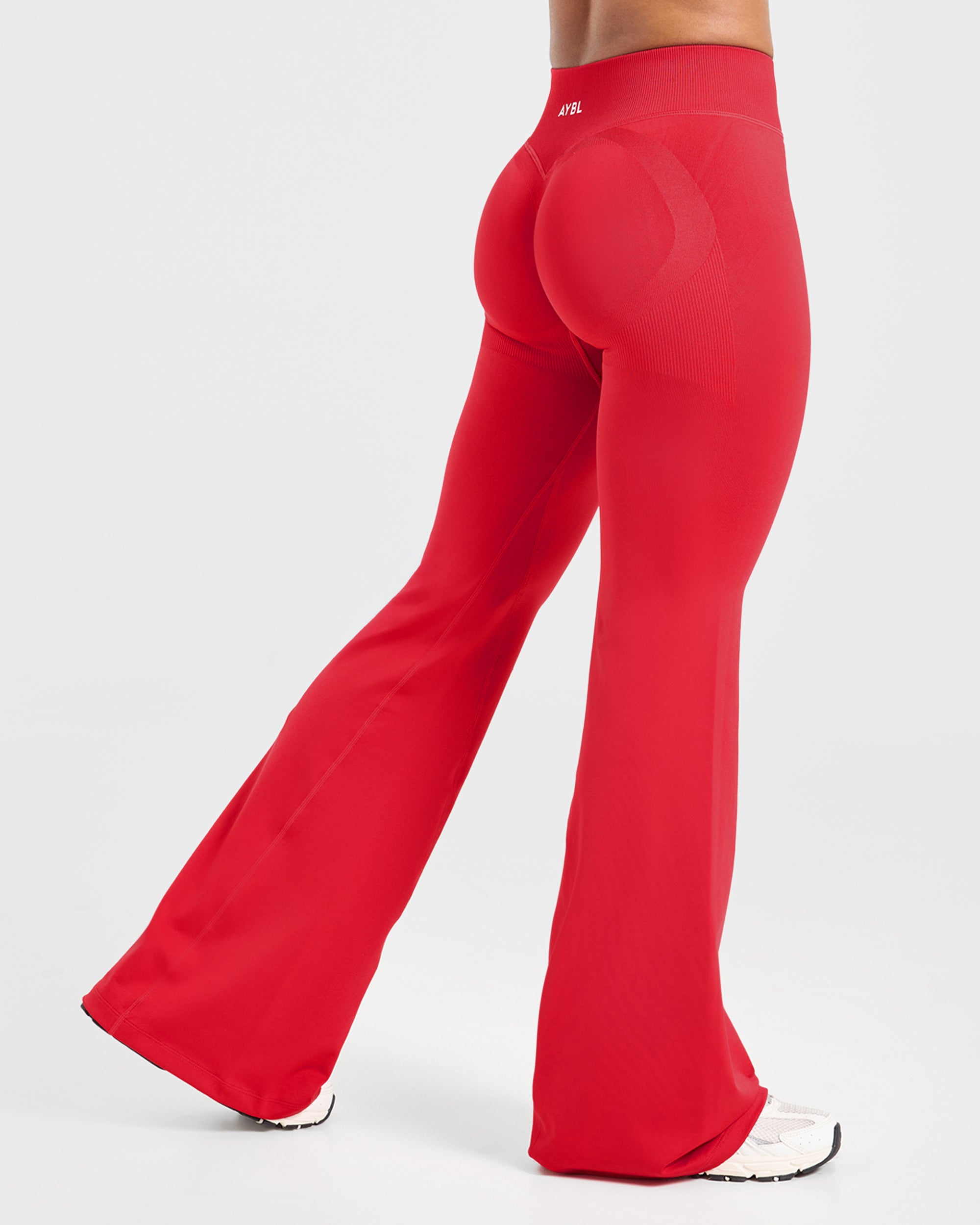 Adapt Seamless Flared Leggings - Salsa Rot