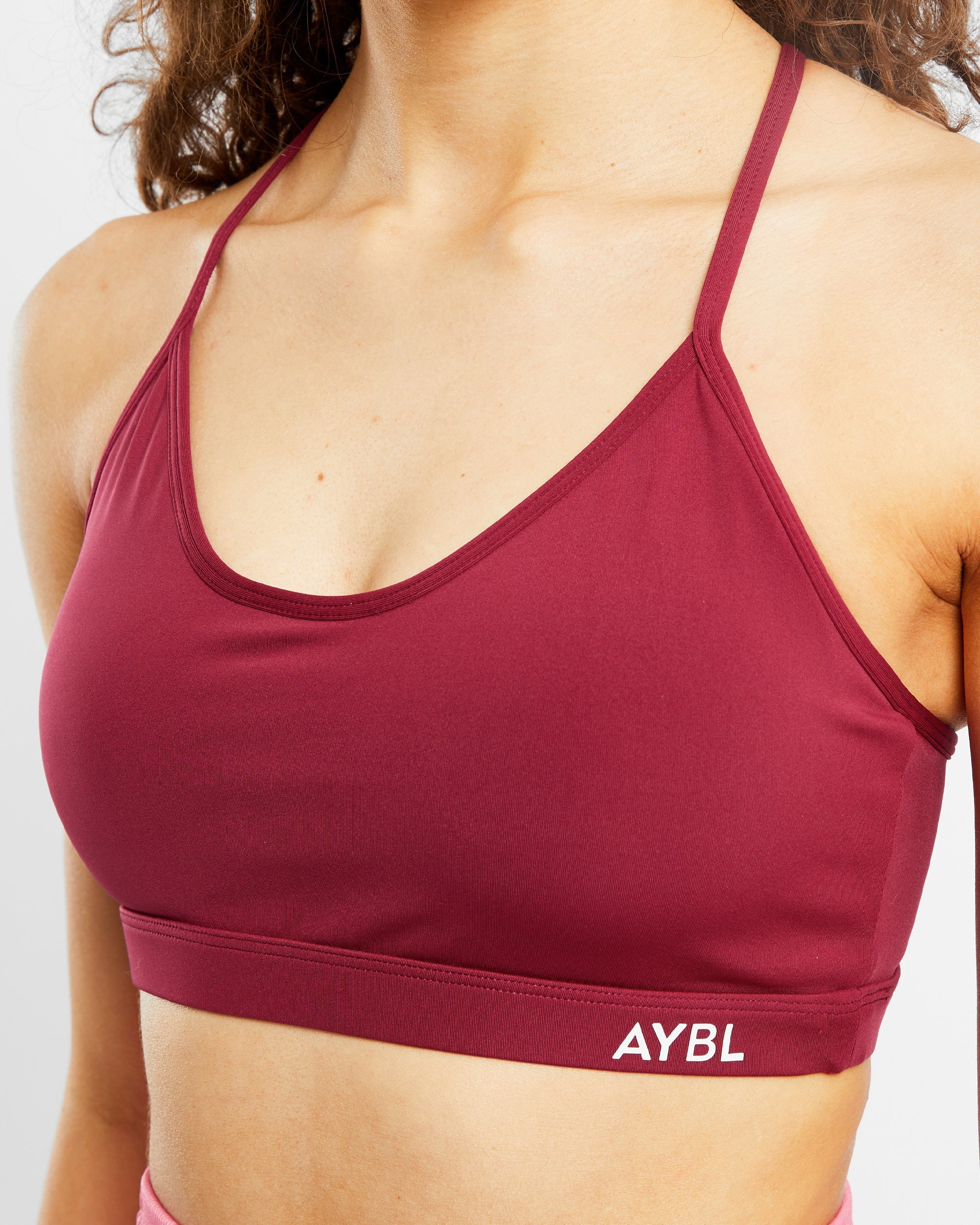 Essential V Neck Sports Bra - Rumba Rot