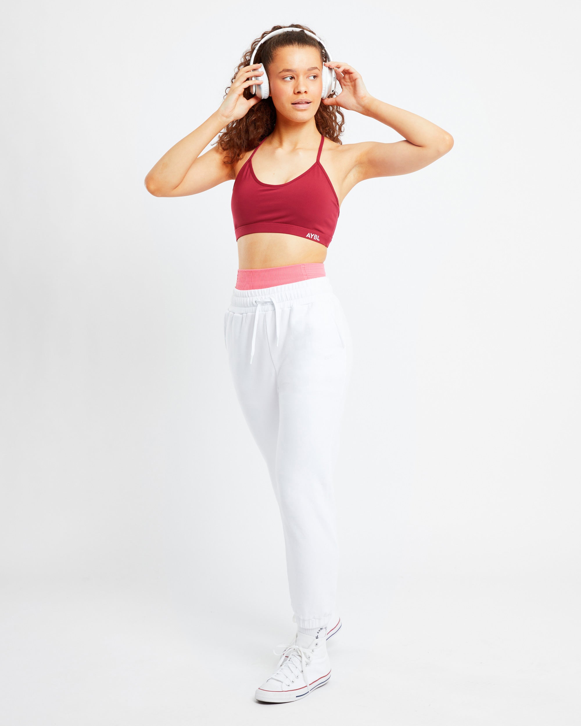 Essential V Neck Sports Bra - Rumba Rot