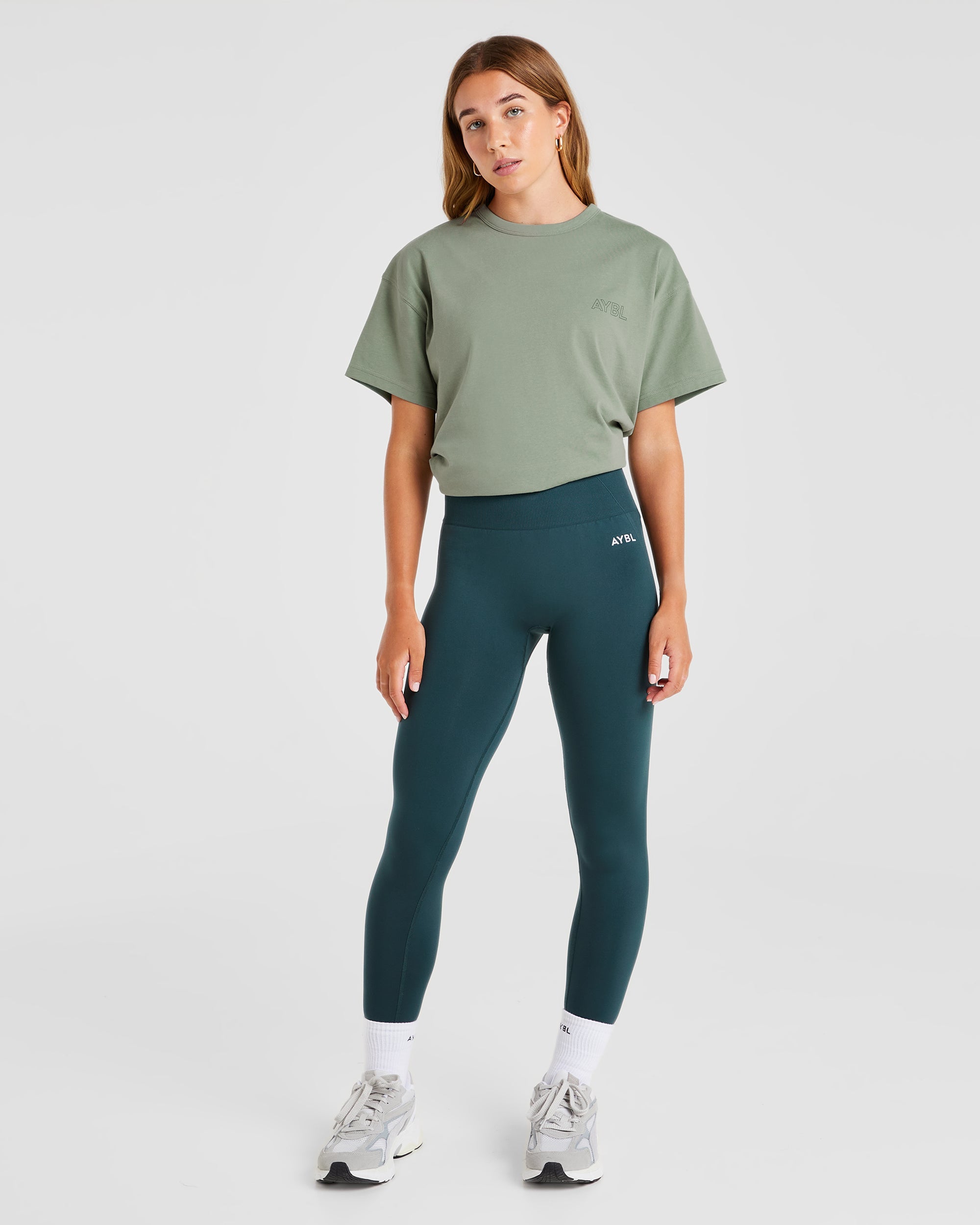 AYBL Athletics Oversized T Shirt - Grün