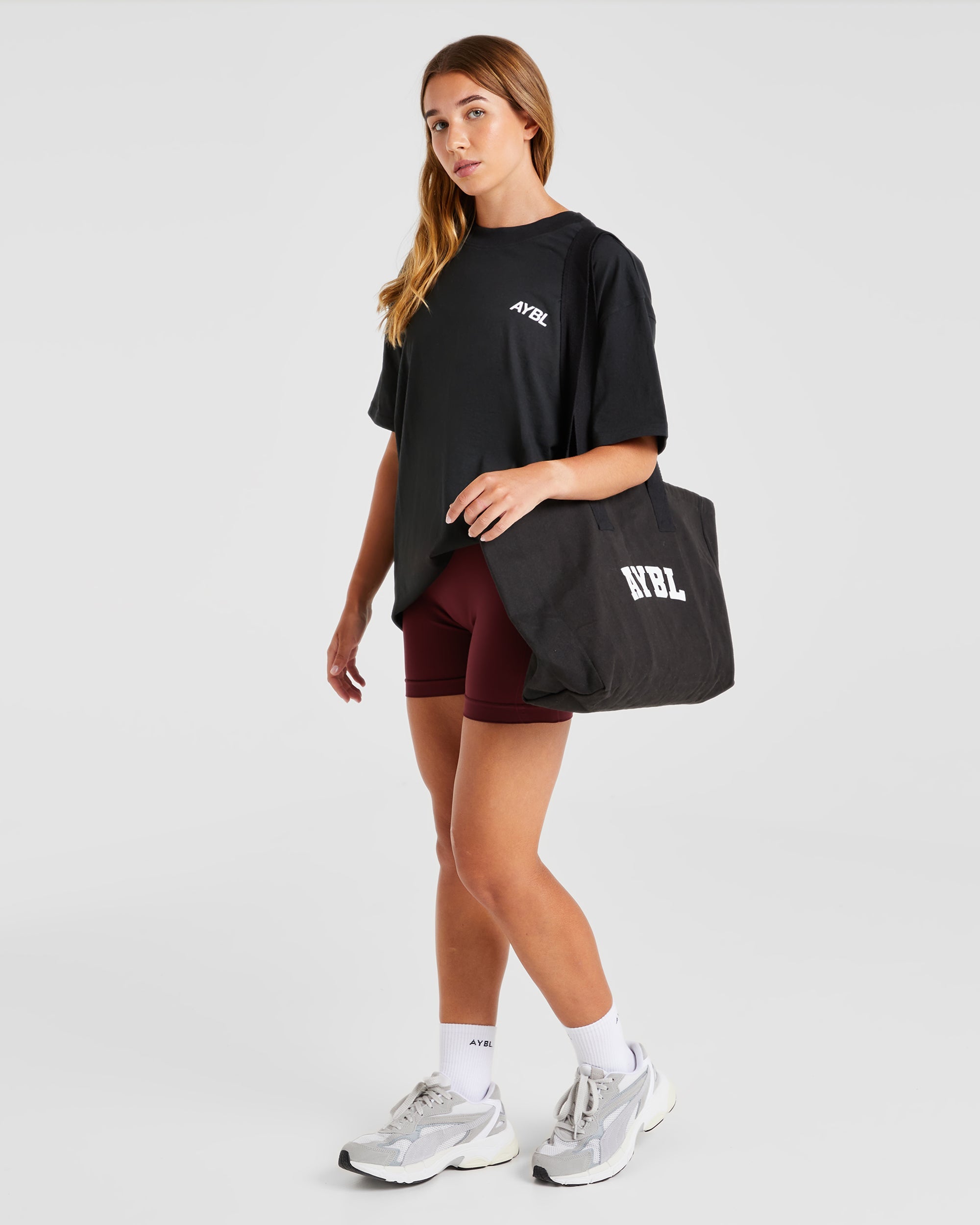 AYBL Sports Club Oversized T Shirt - Schwarz