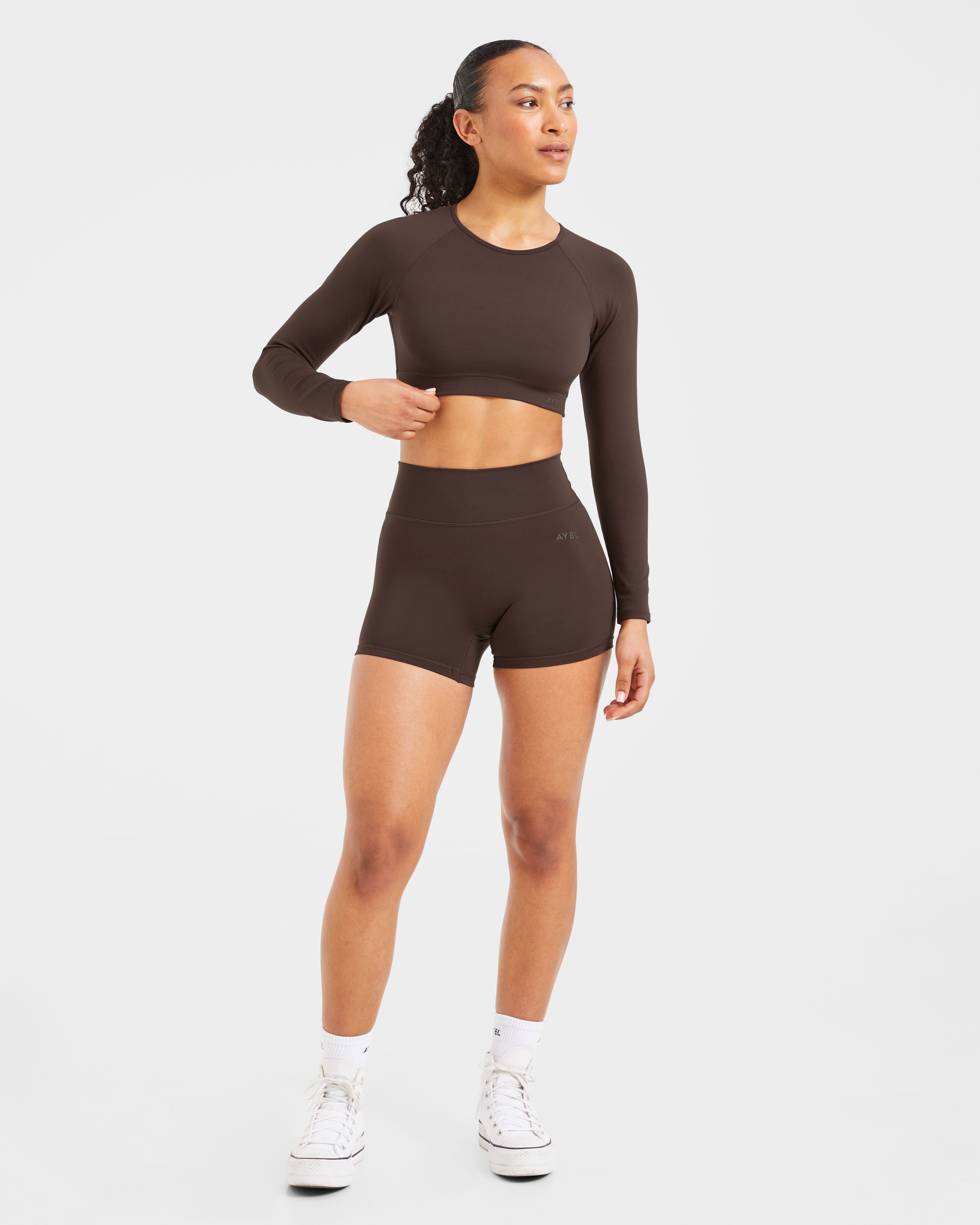 Staple Long Sleeve Crop Top - Coffee Braun