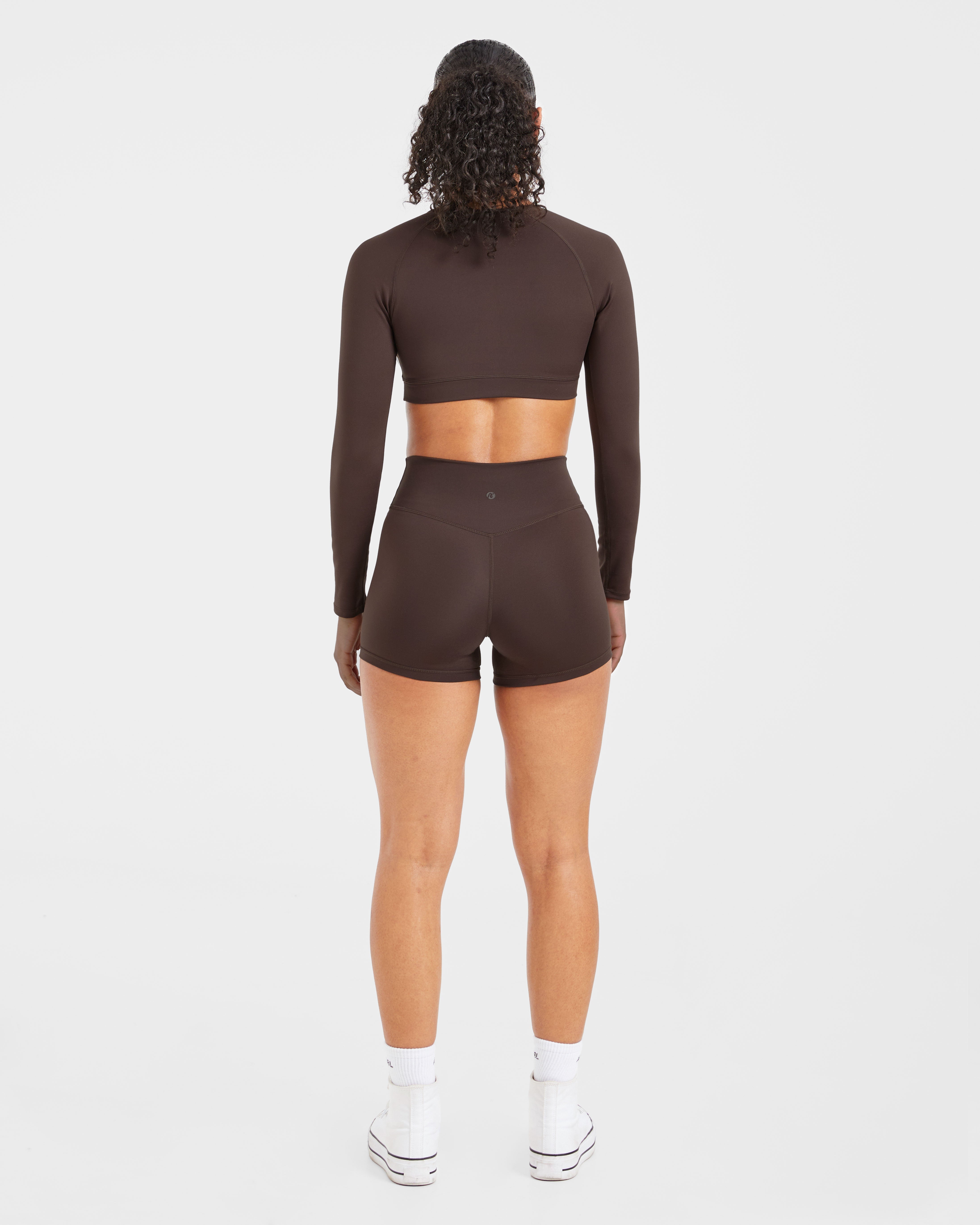 Staple Long Sleeve Crop Top - Coffee Braun