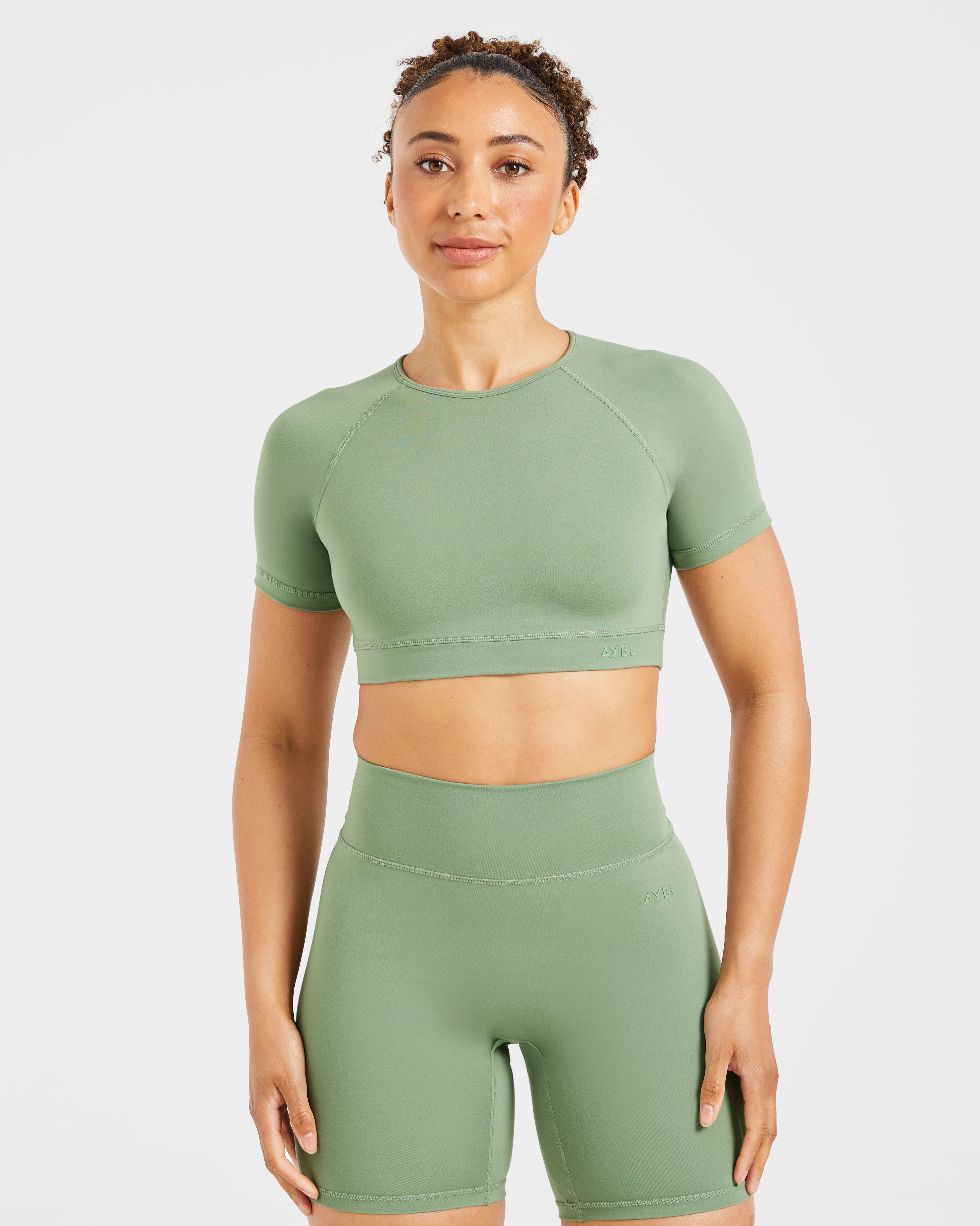 Staple Crop Top - Olive Grün