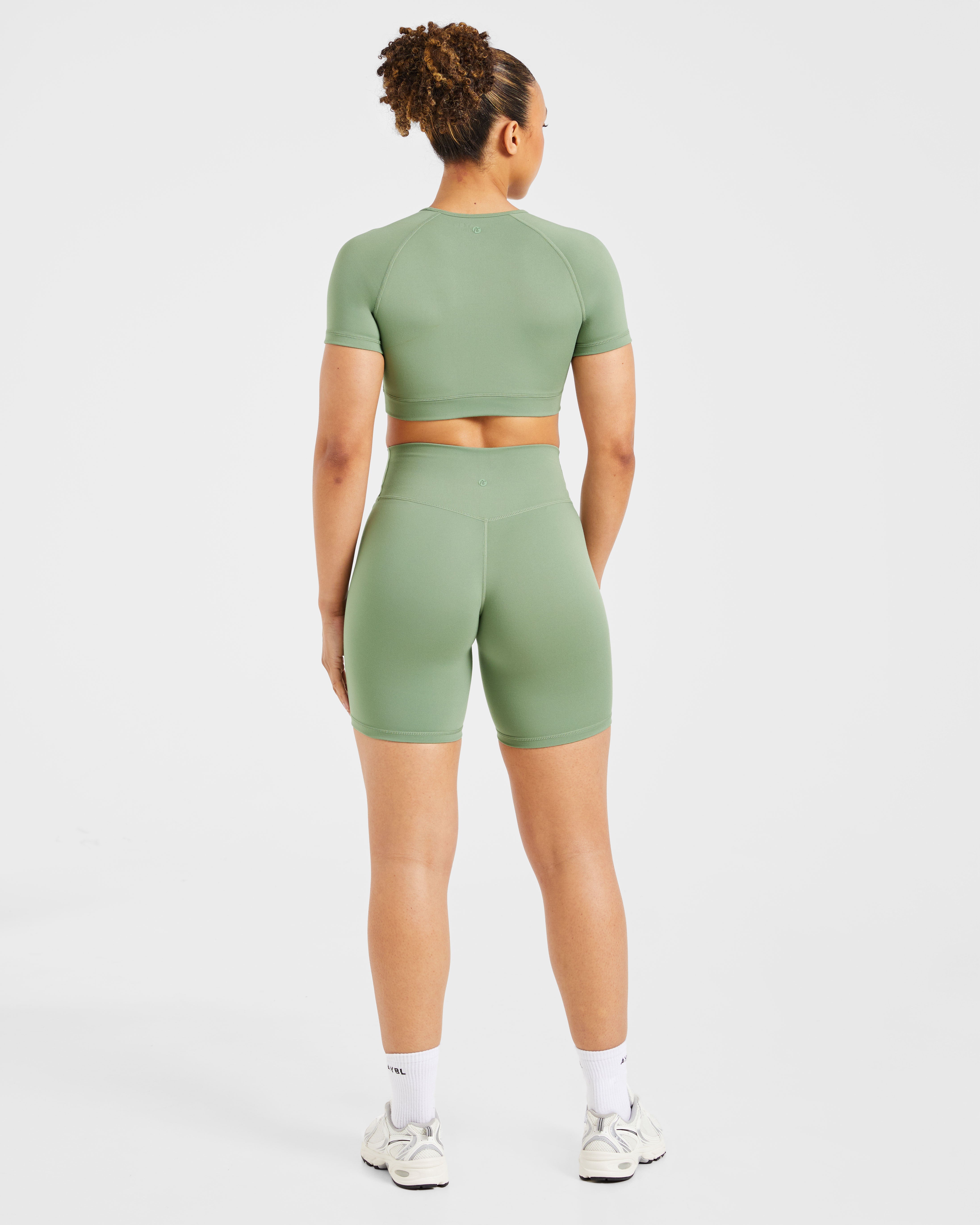 Staple Crop Top - Olive Grün