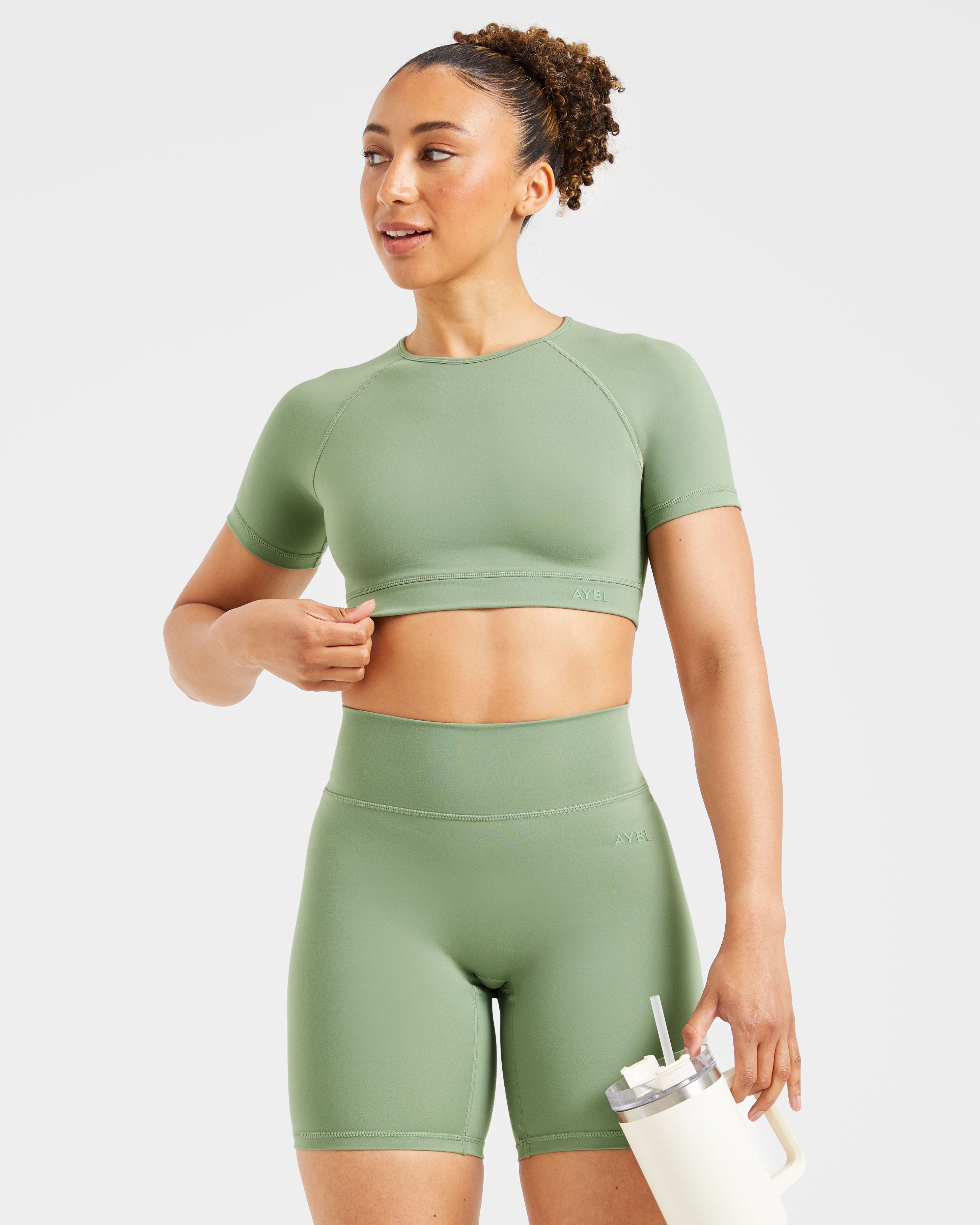 Staple Crop Top - Olive Grün