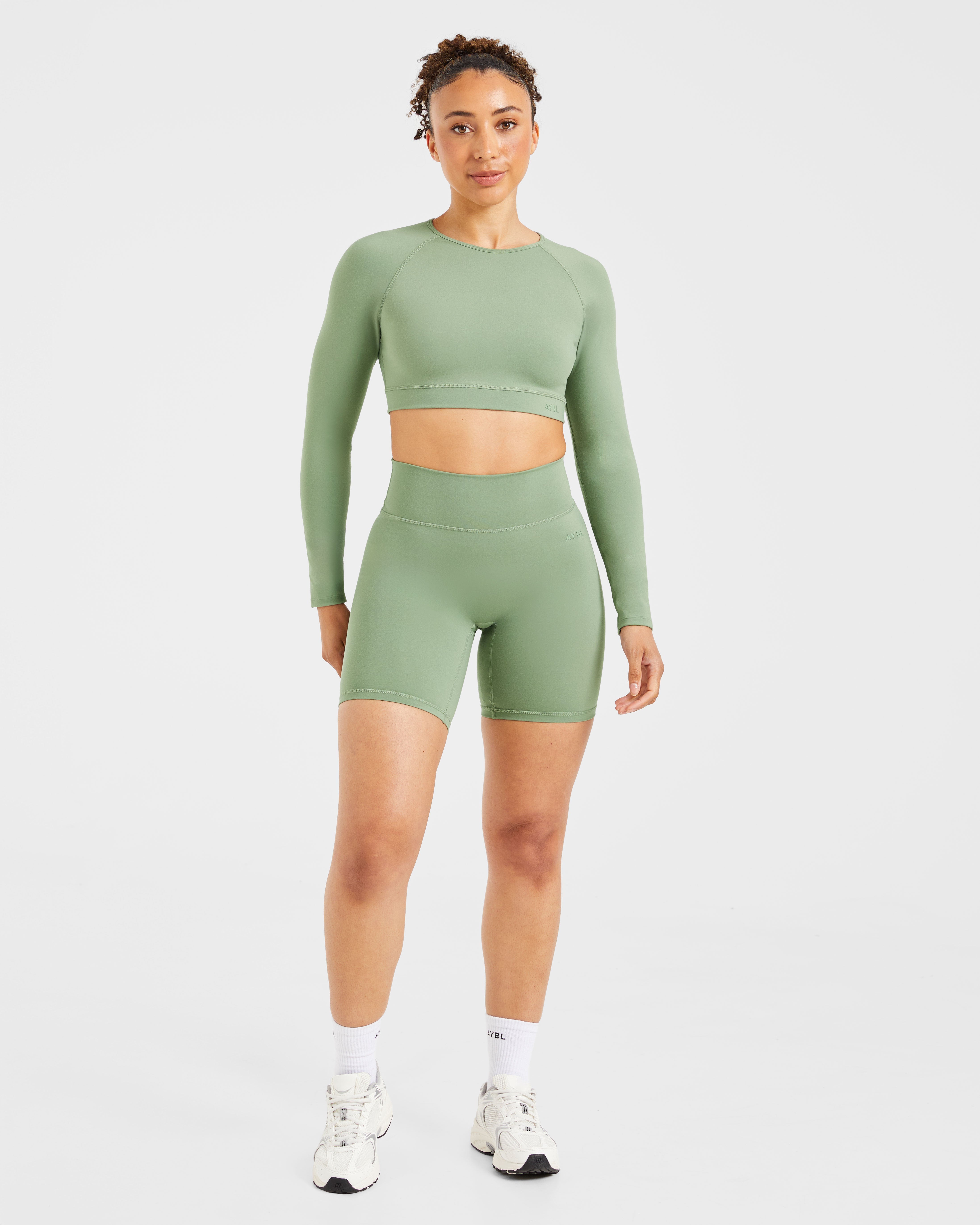 Staple Long Sleeve Crop Top - Olive Grün