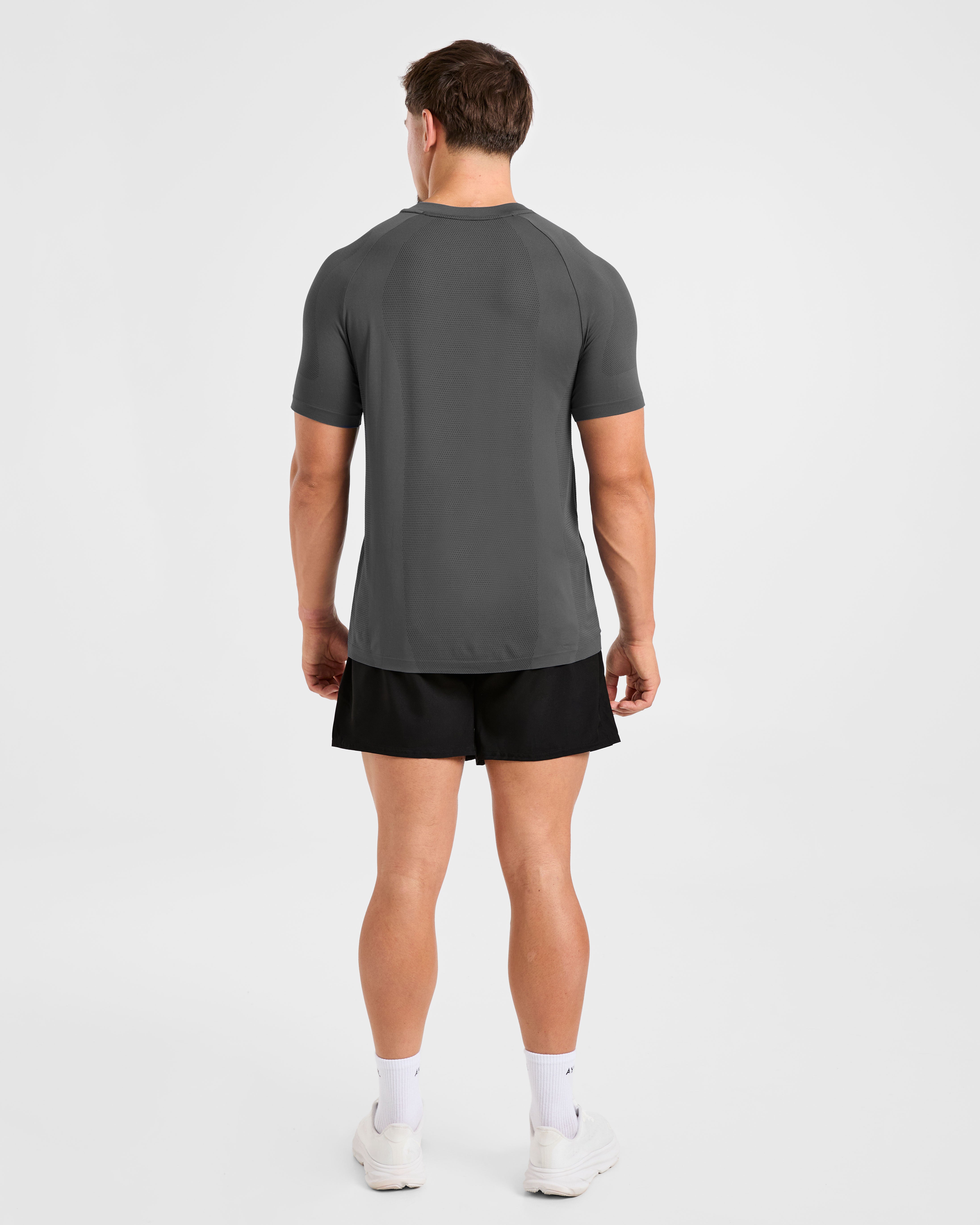 Attain Seamless T Shirt - Storm Grau