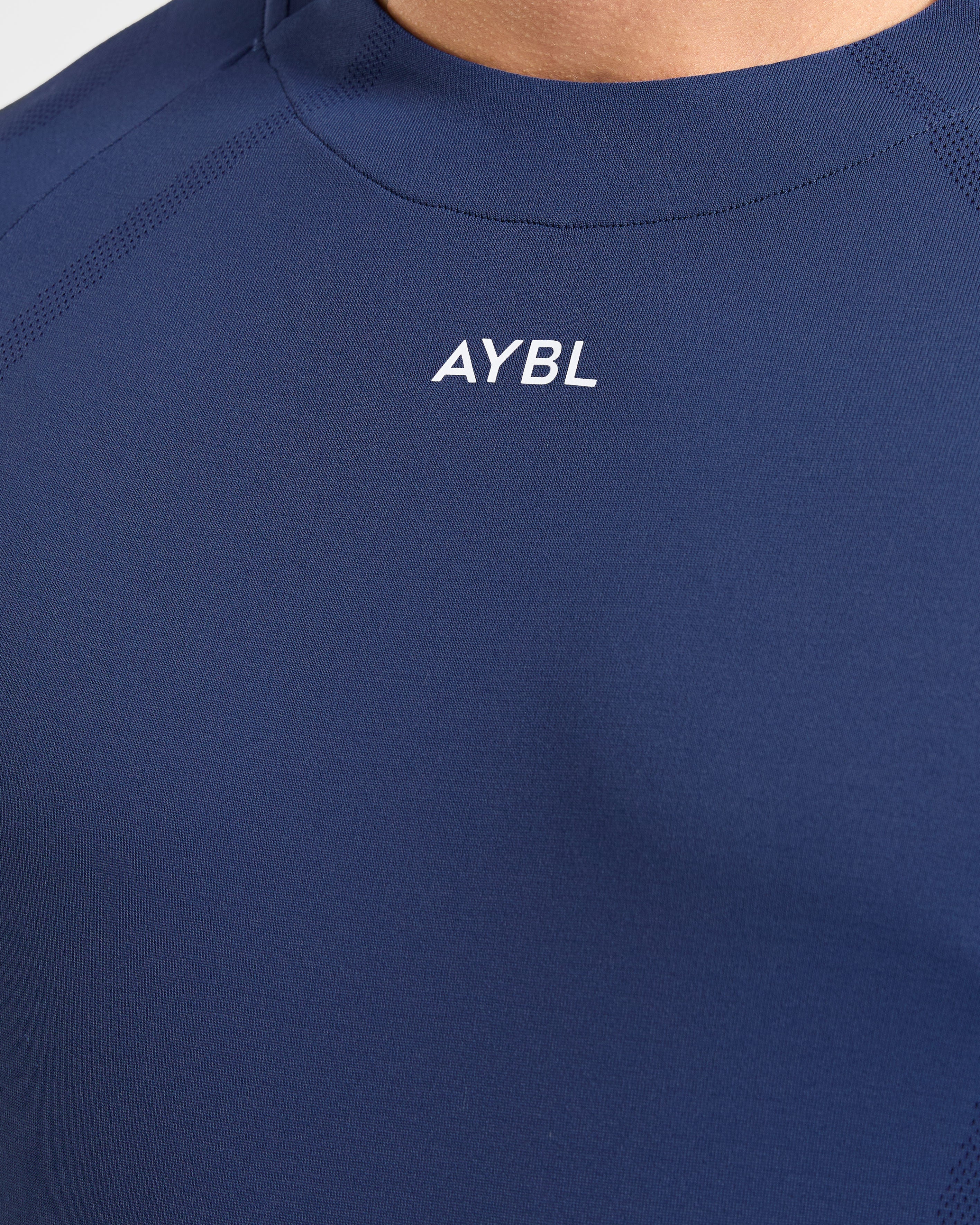 Attain Seamless T Shirt - Dusky Navy