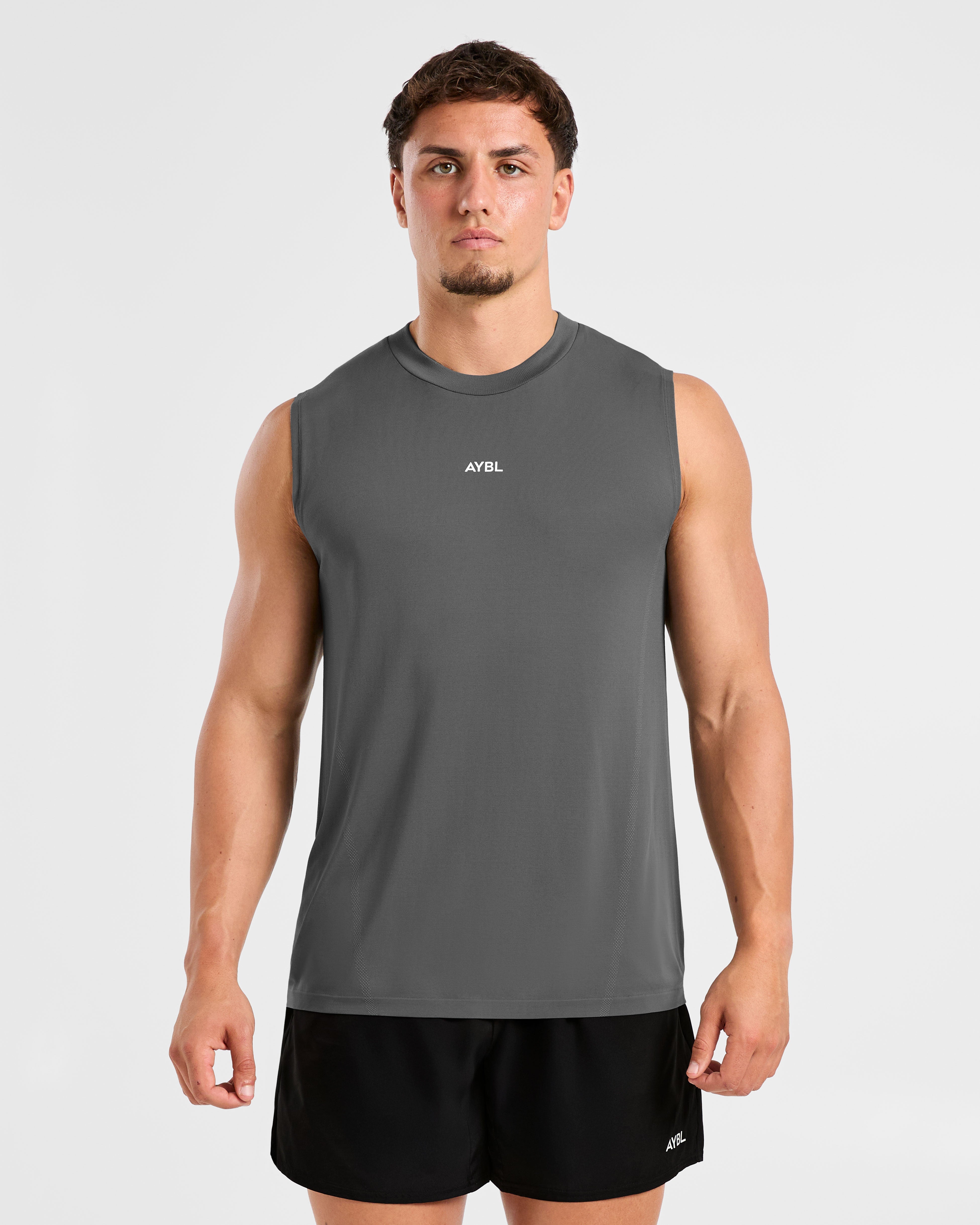 Attain Seamless Vest - Storm Grau