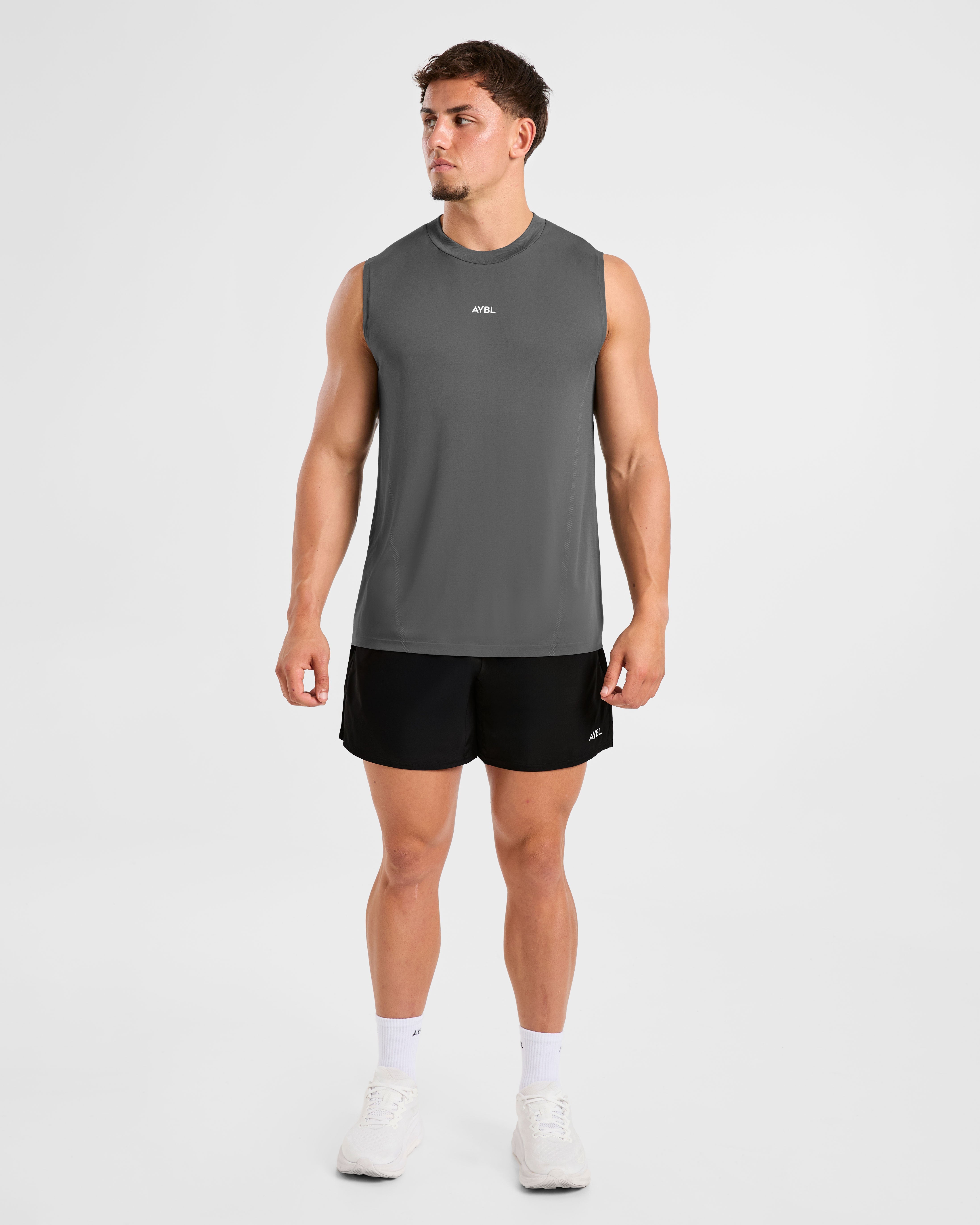 Attain Seamless Vest - Storm Grau