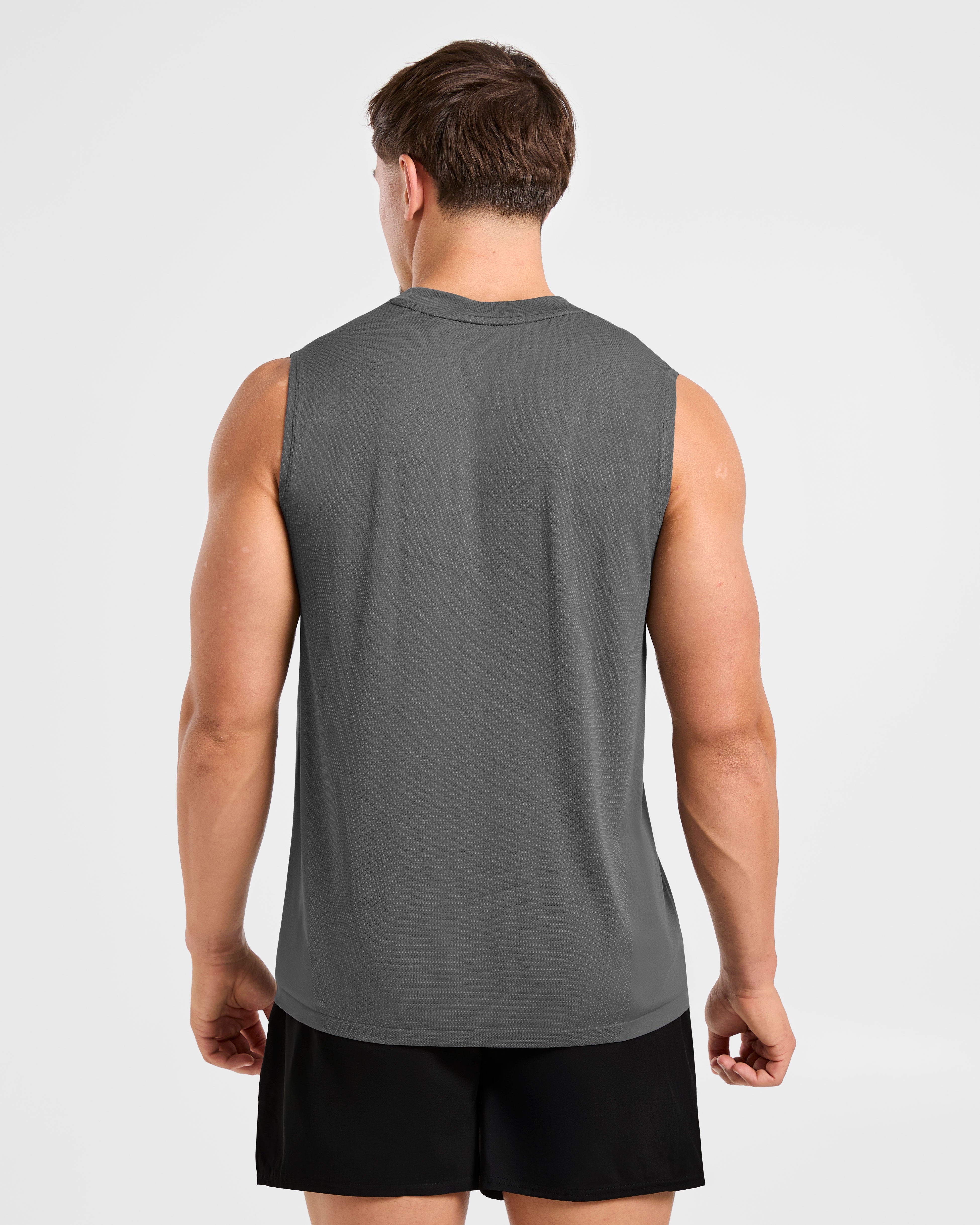 Attain Seamless Vest - Storm Grau