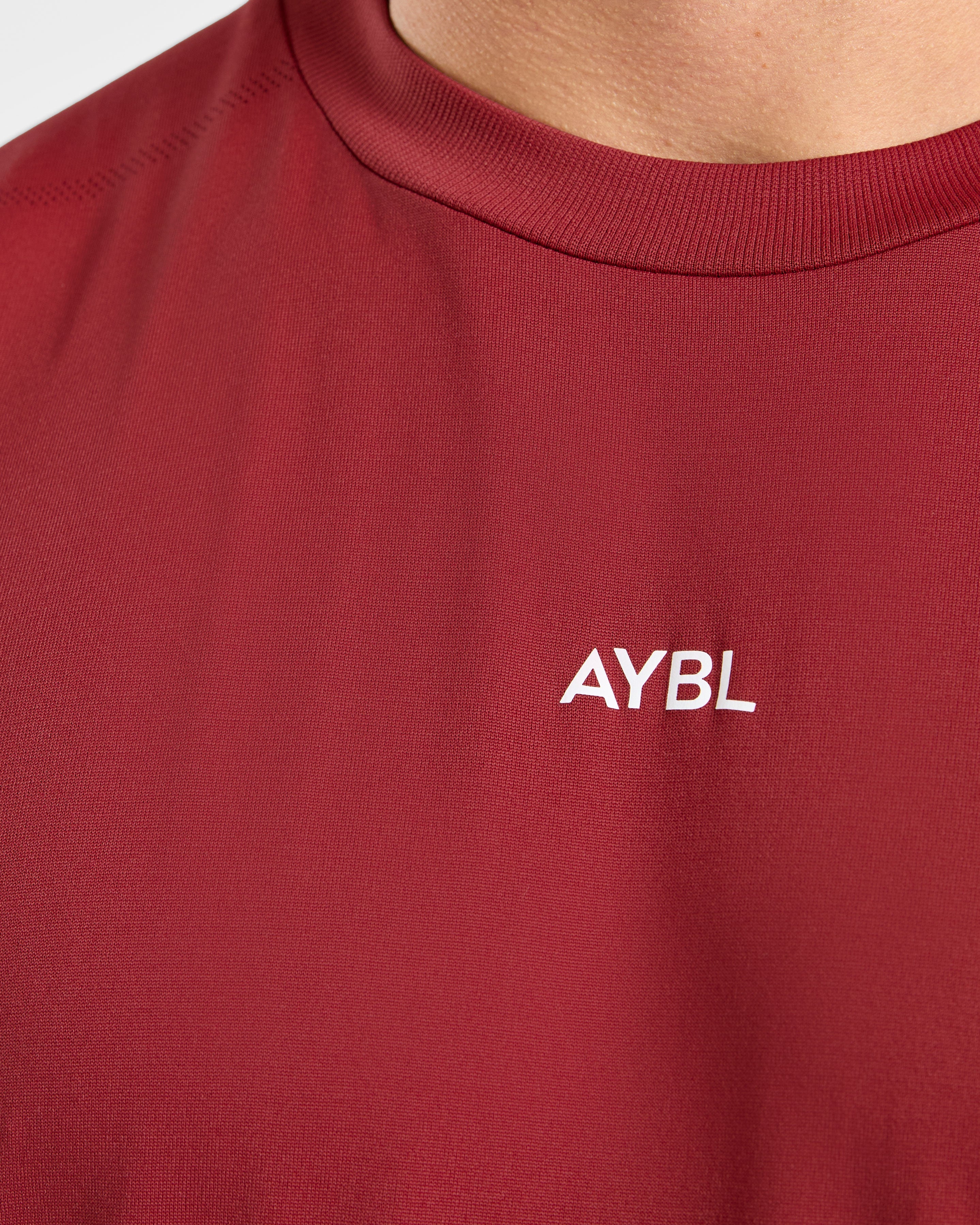 Attain Seamless Vest - Maroon Rot