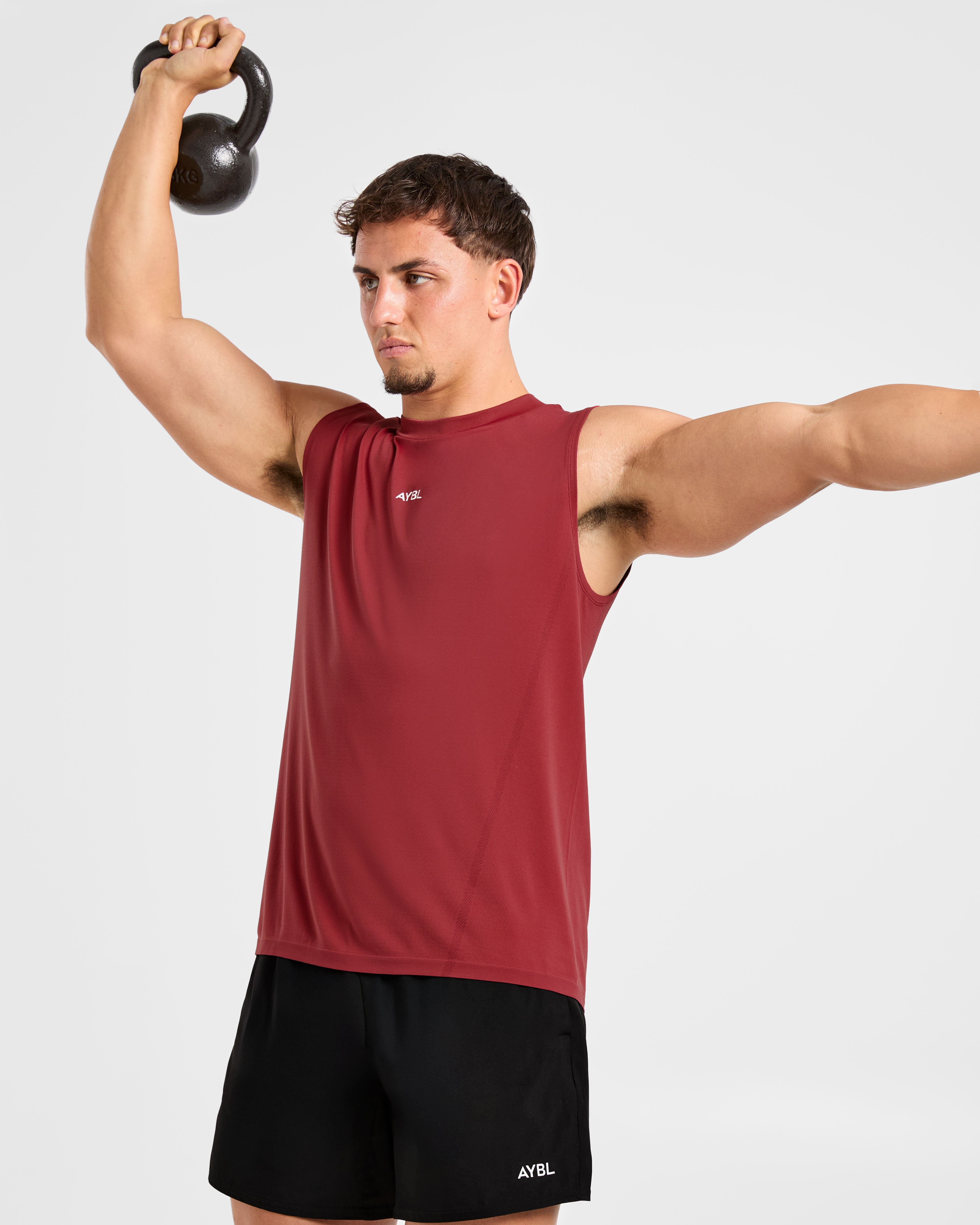 Attain Seamless Vest - Maroon Rot