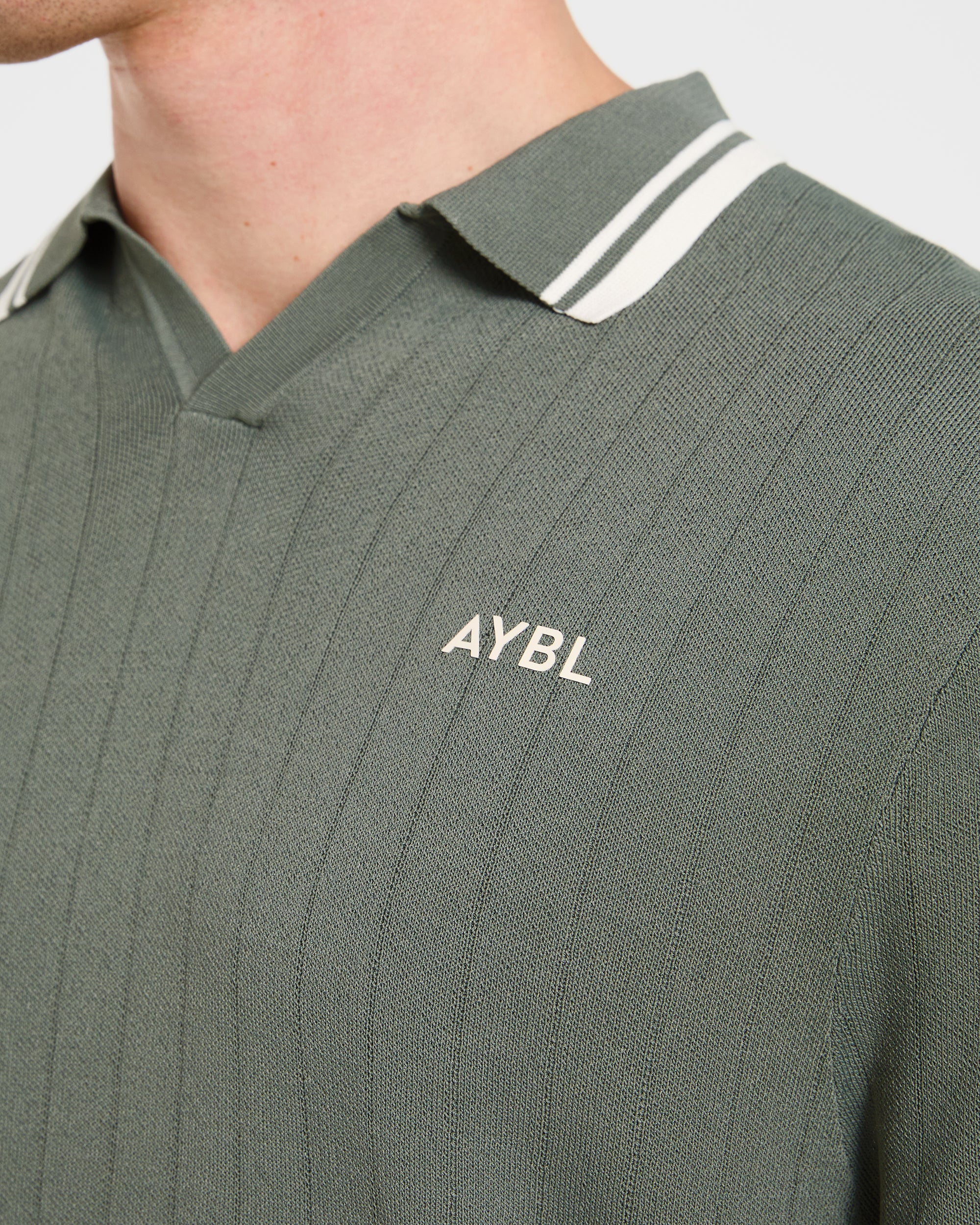 Classic Knitted Polo - Hillside Grün