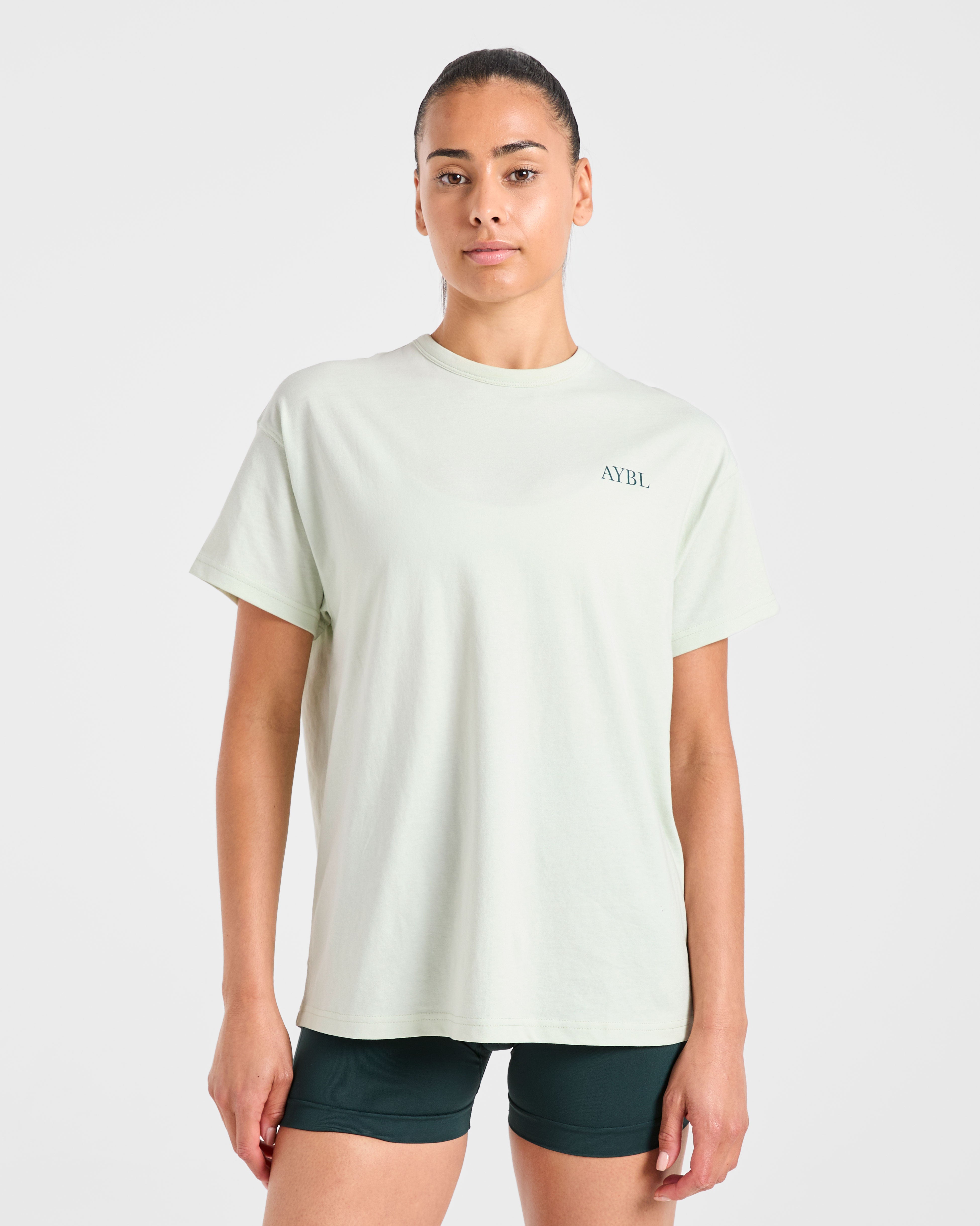 AYBL Sports Club Script Oversized T Shirt - Grün