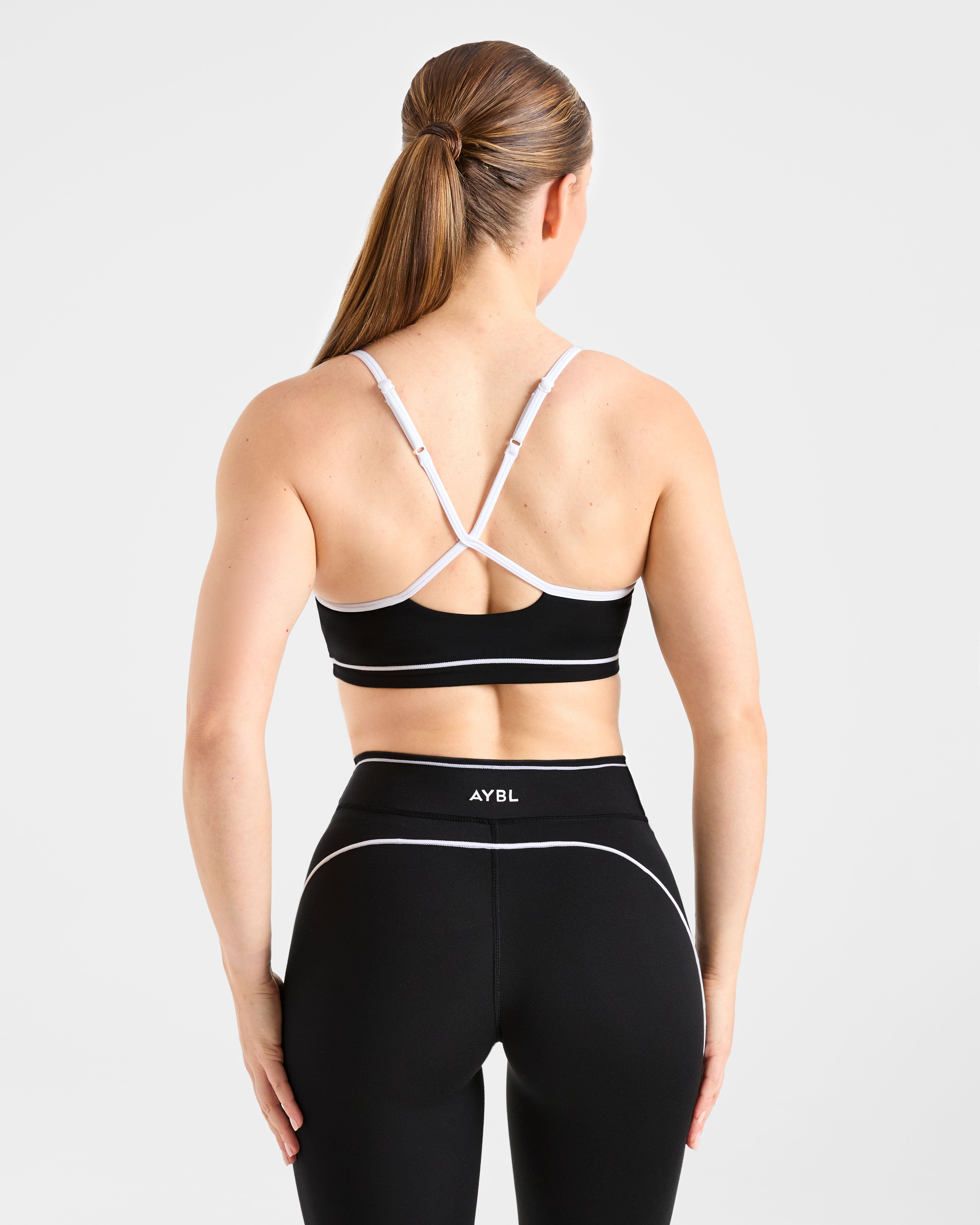 Form Sports Bra - Schwarz