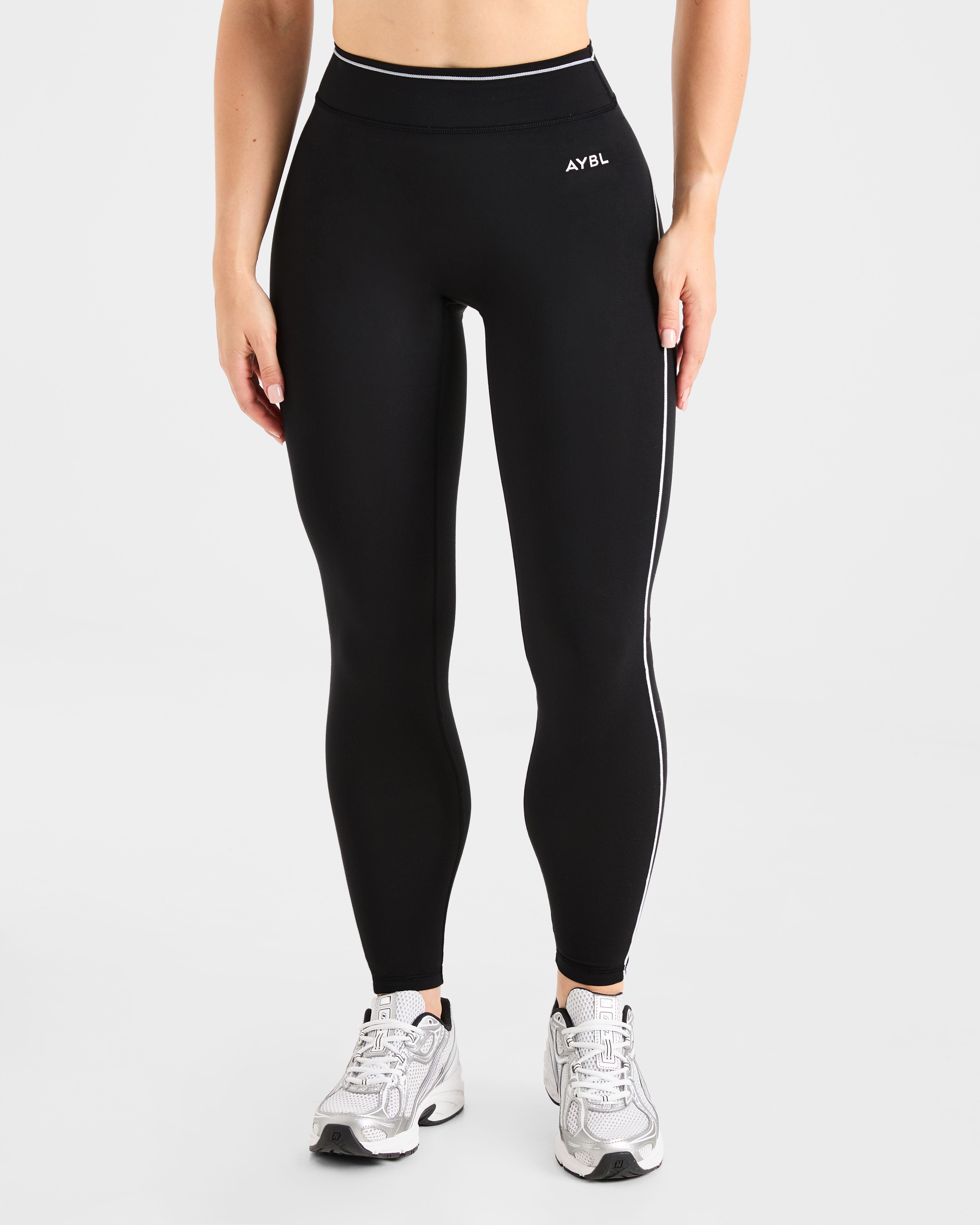 Form Leggings - Schwarz