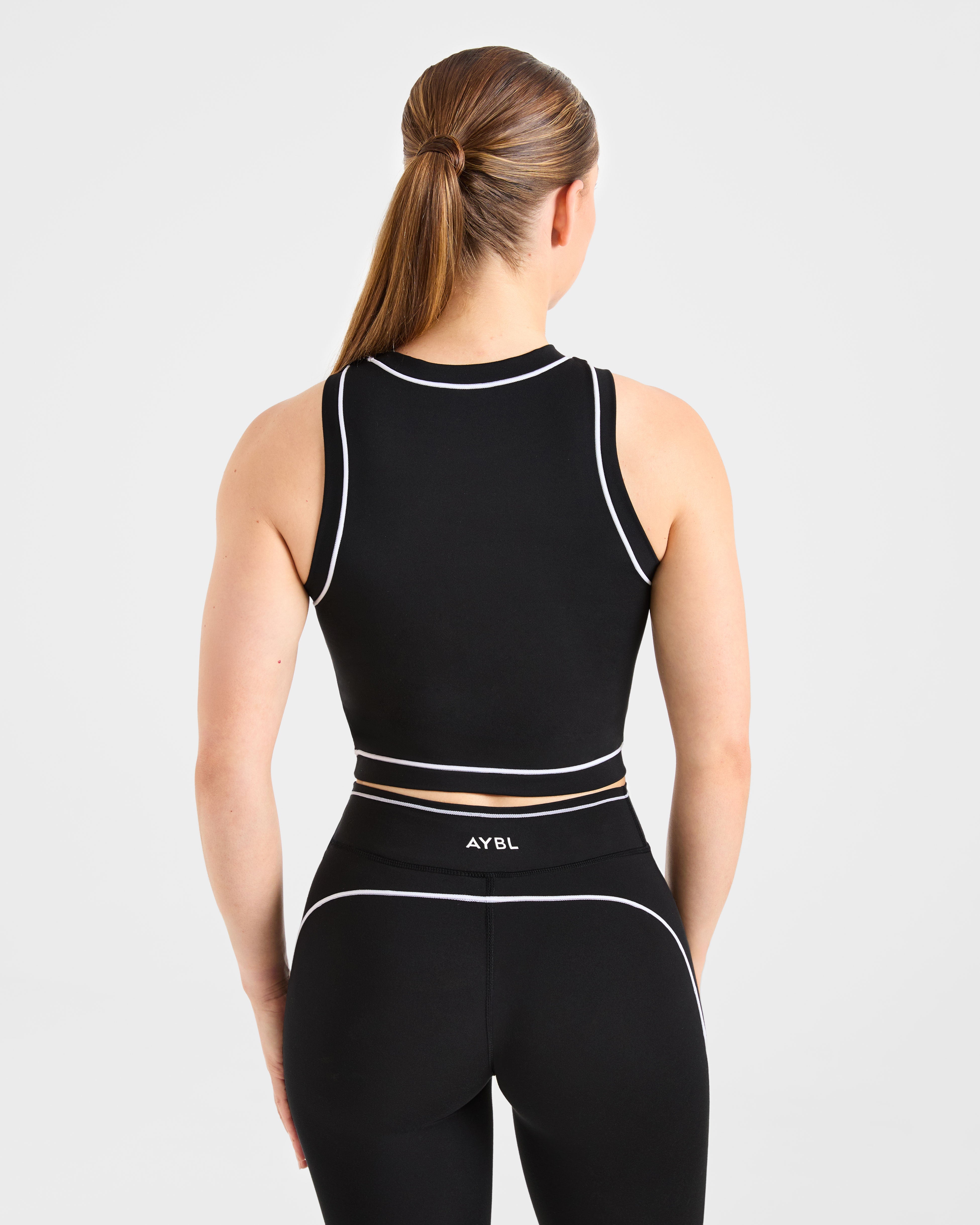 Form Tank Top - Schwarz