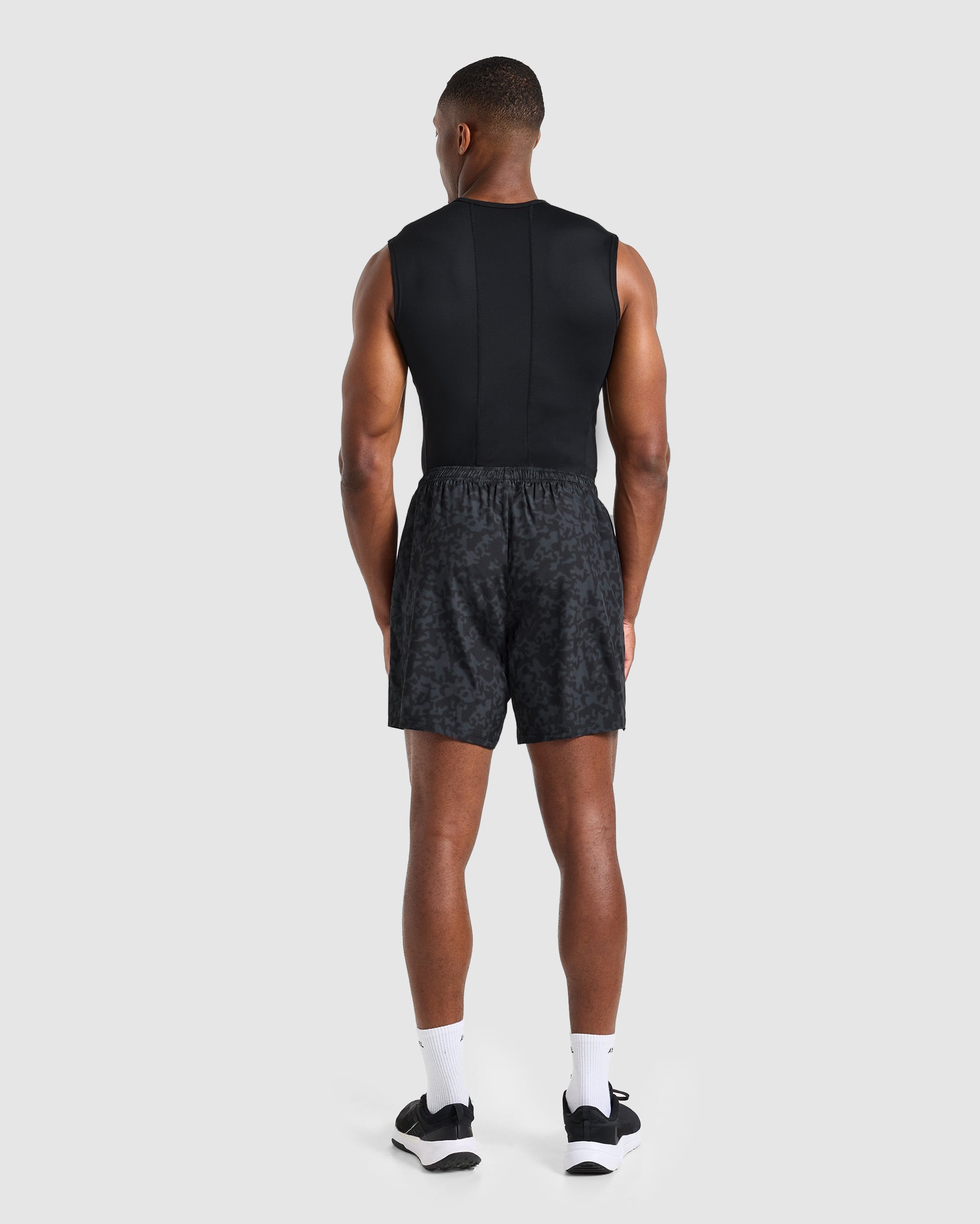 Core 7" Shorts - Schwarz Camo