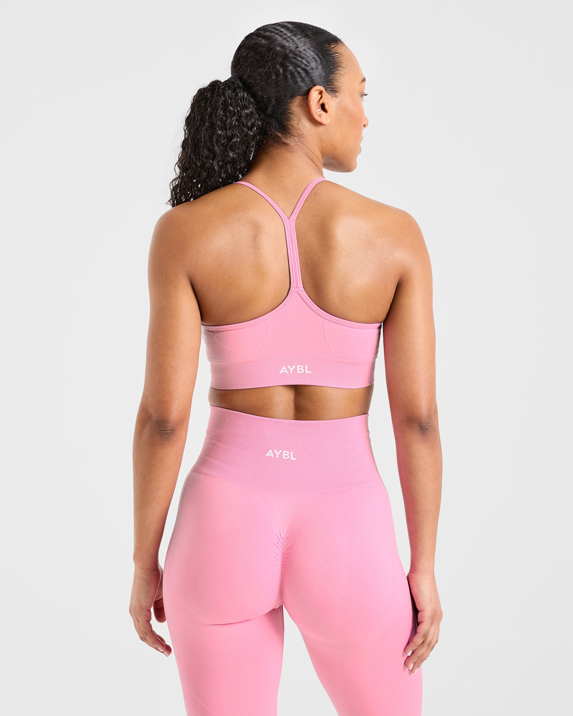 Empower Seamless Sports Bra - Baby Rosa