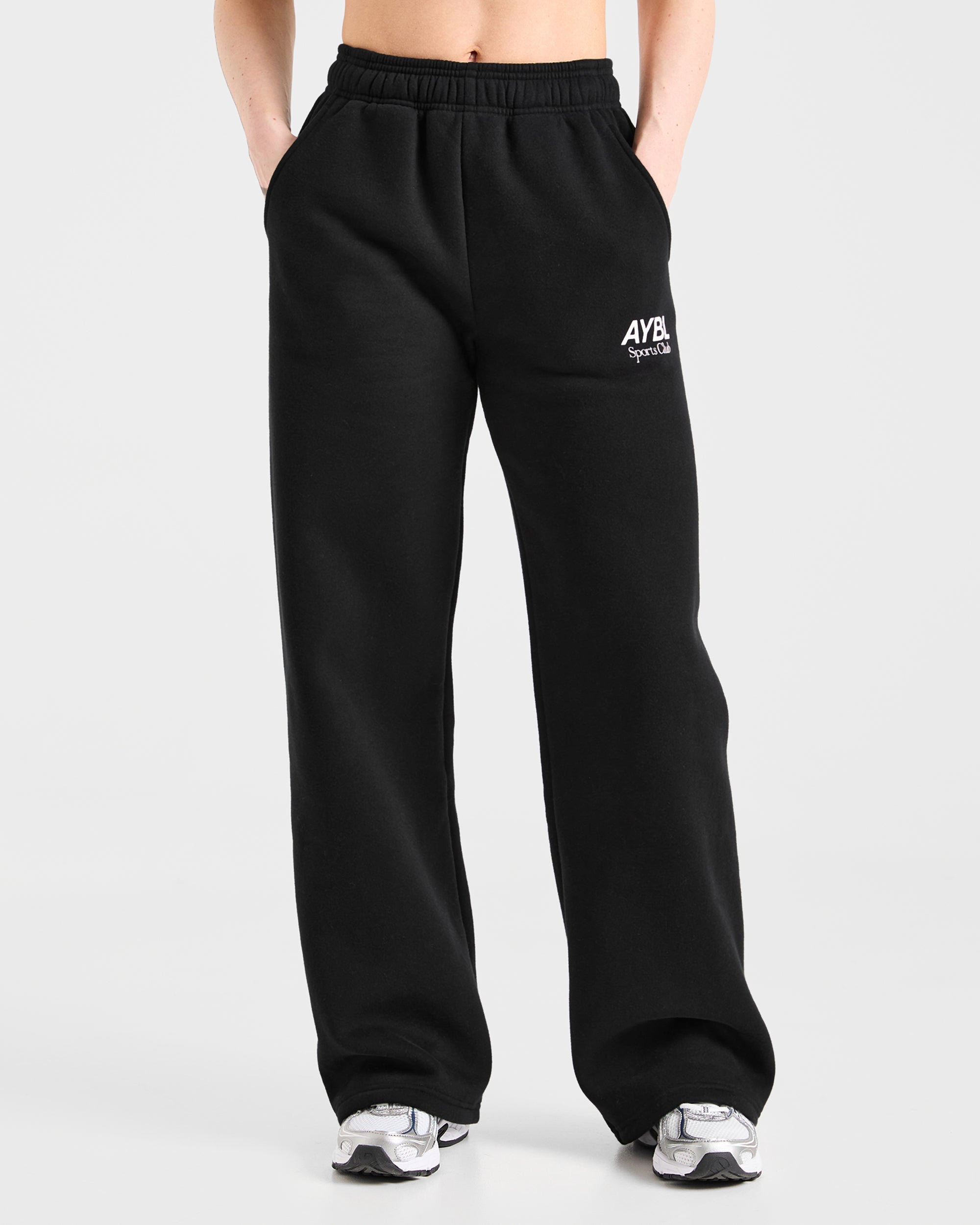 AYBL Sports Club Oversized Straight Leg Joggers - Schwarz/Weiß