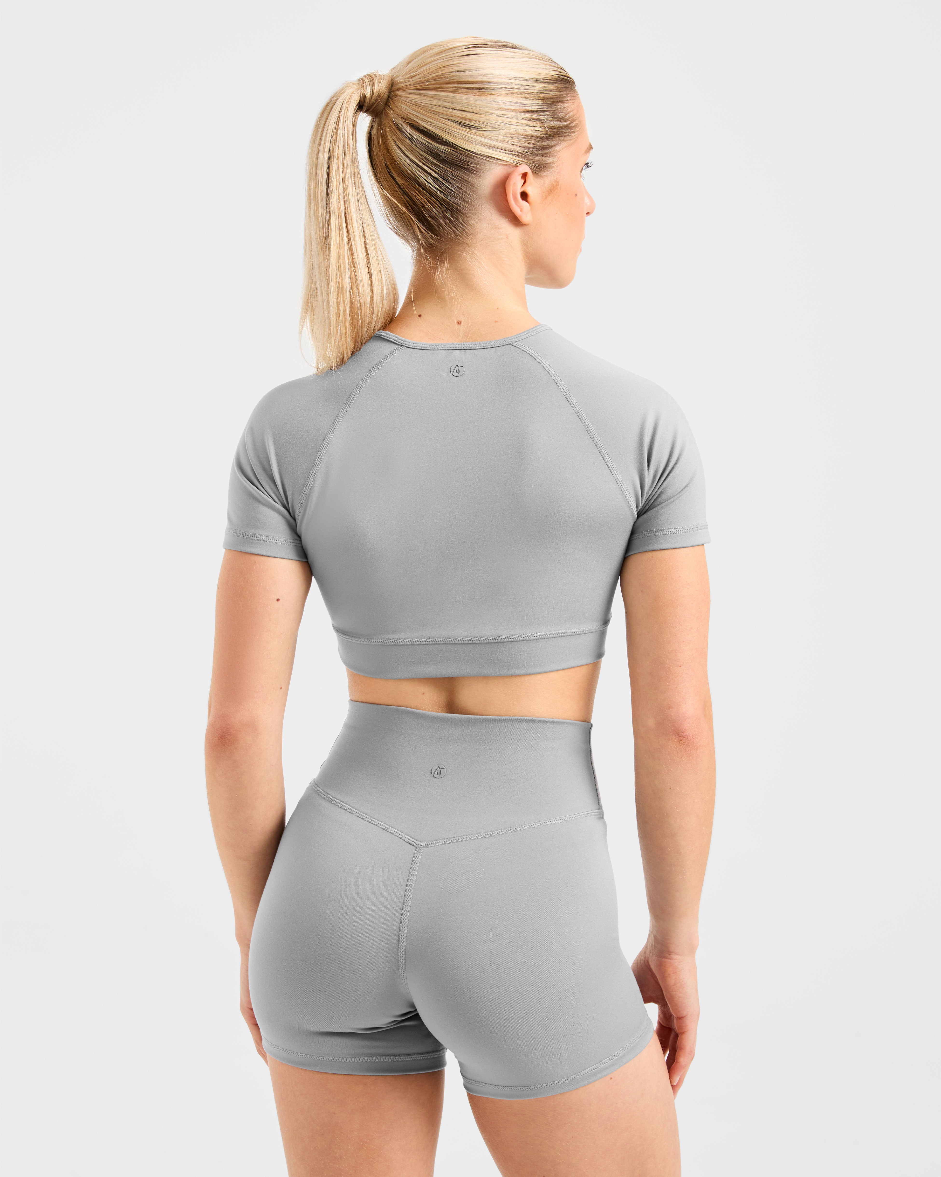 Staple Crop Top - Grau