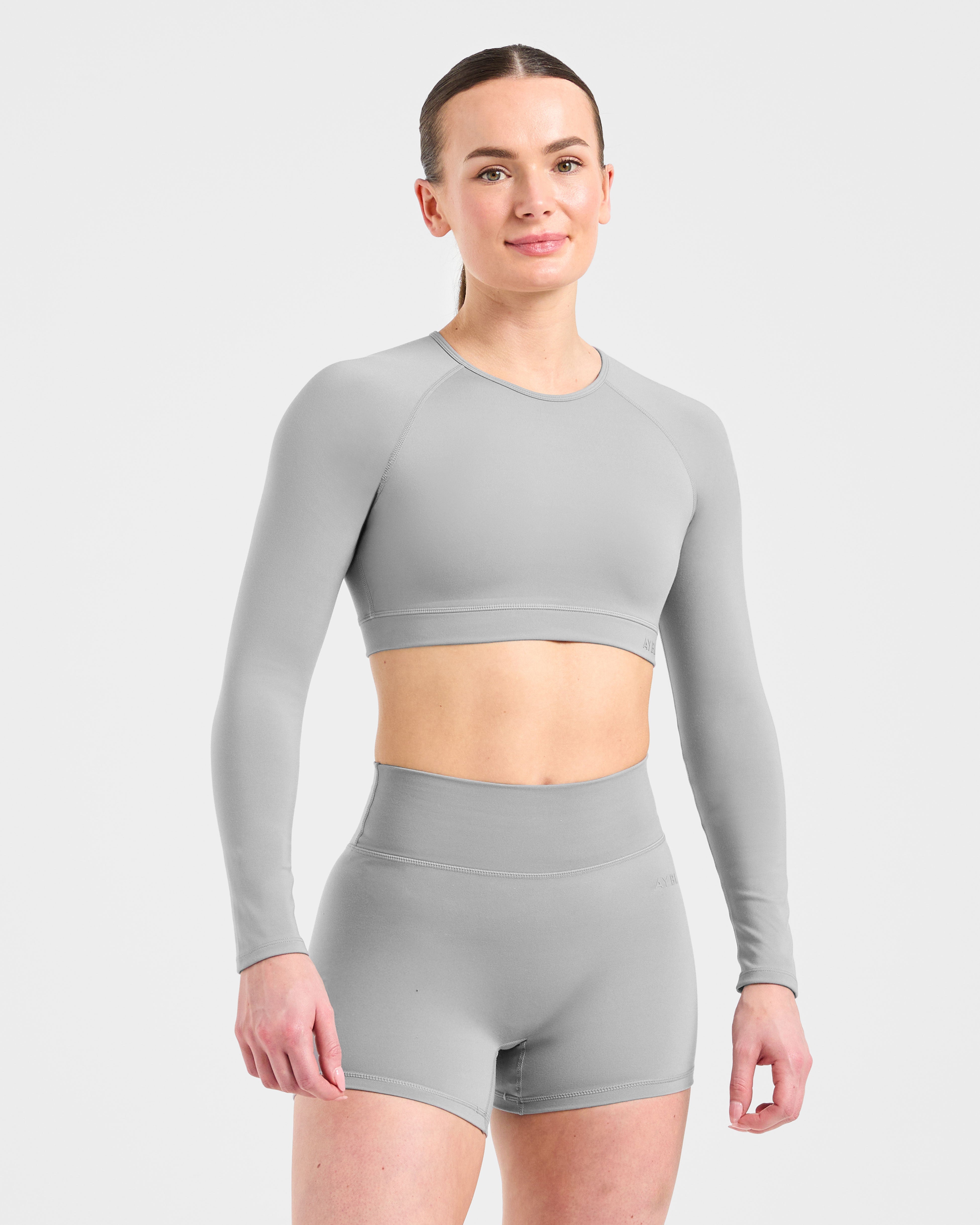 Staple Long Sleeve Crop Top - Grau