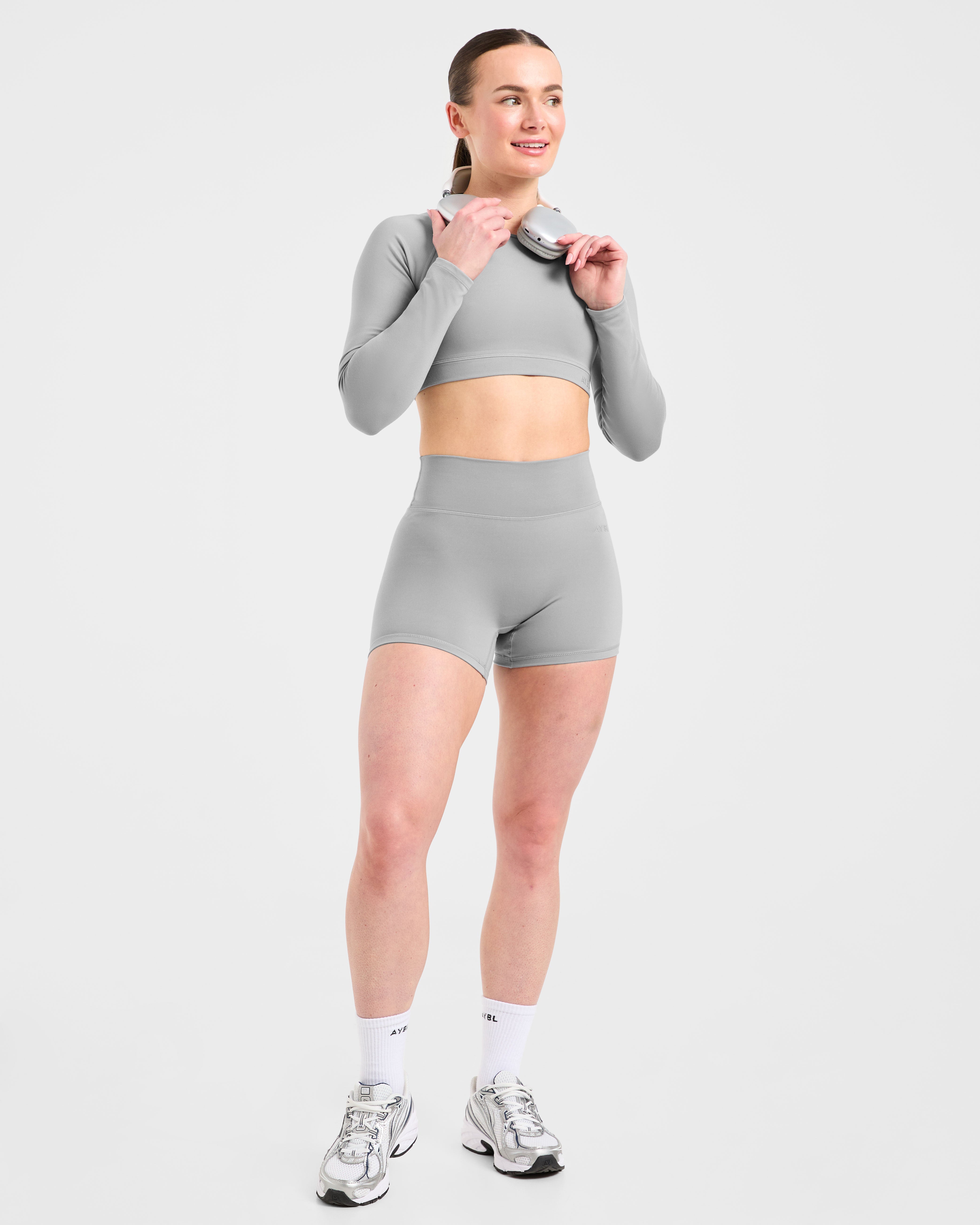 Staple Long Sleeve Crop Top - Grau