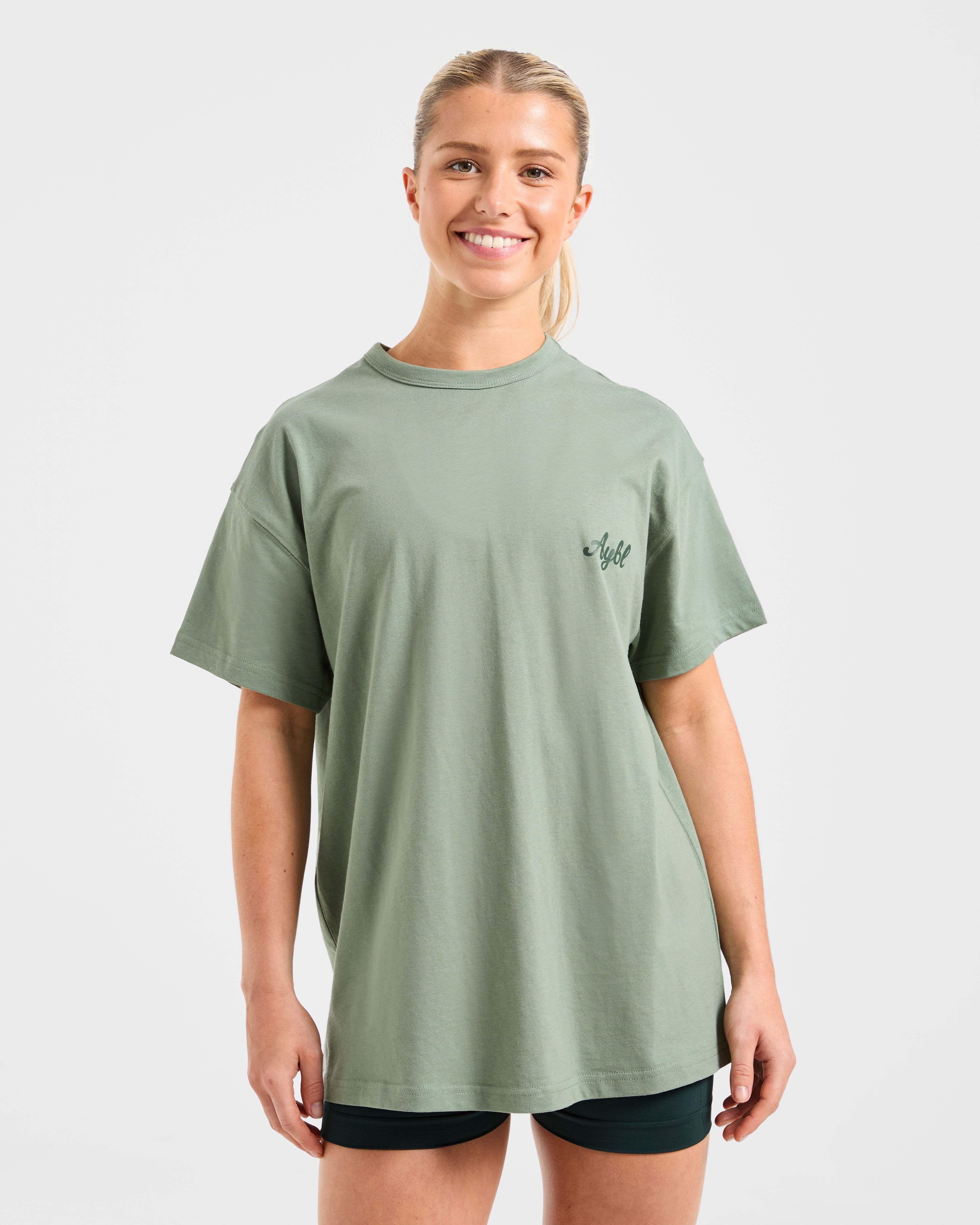 Body Achieve Mind Believe Oversized T Shirt - Grün