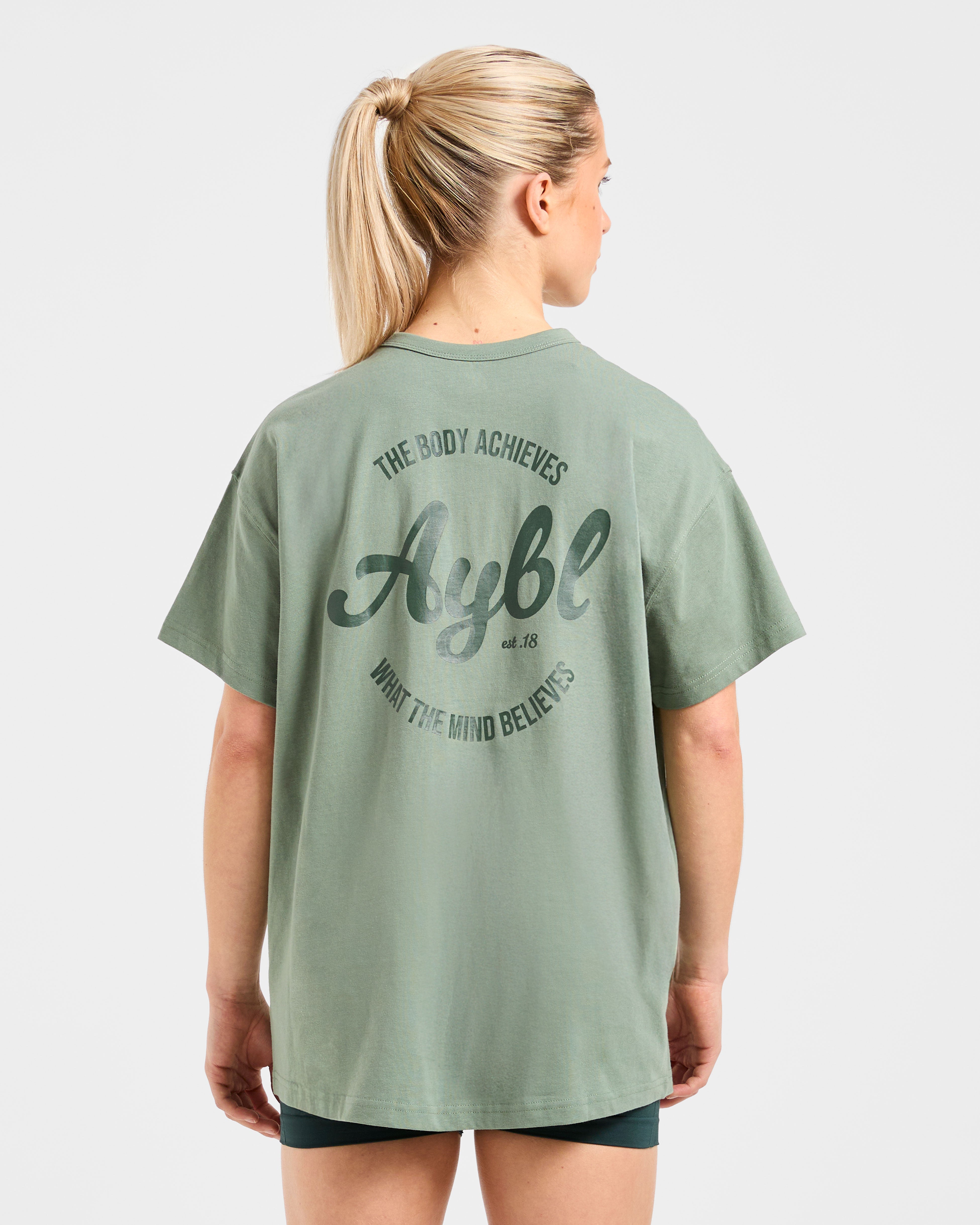 Body Achieve Mind Believe Oversized T Shirt - Grün