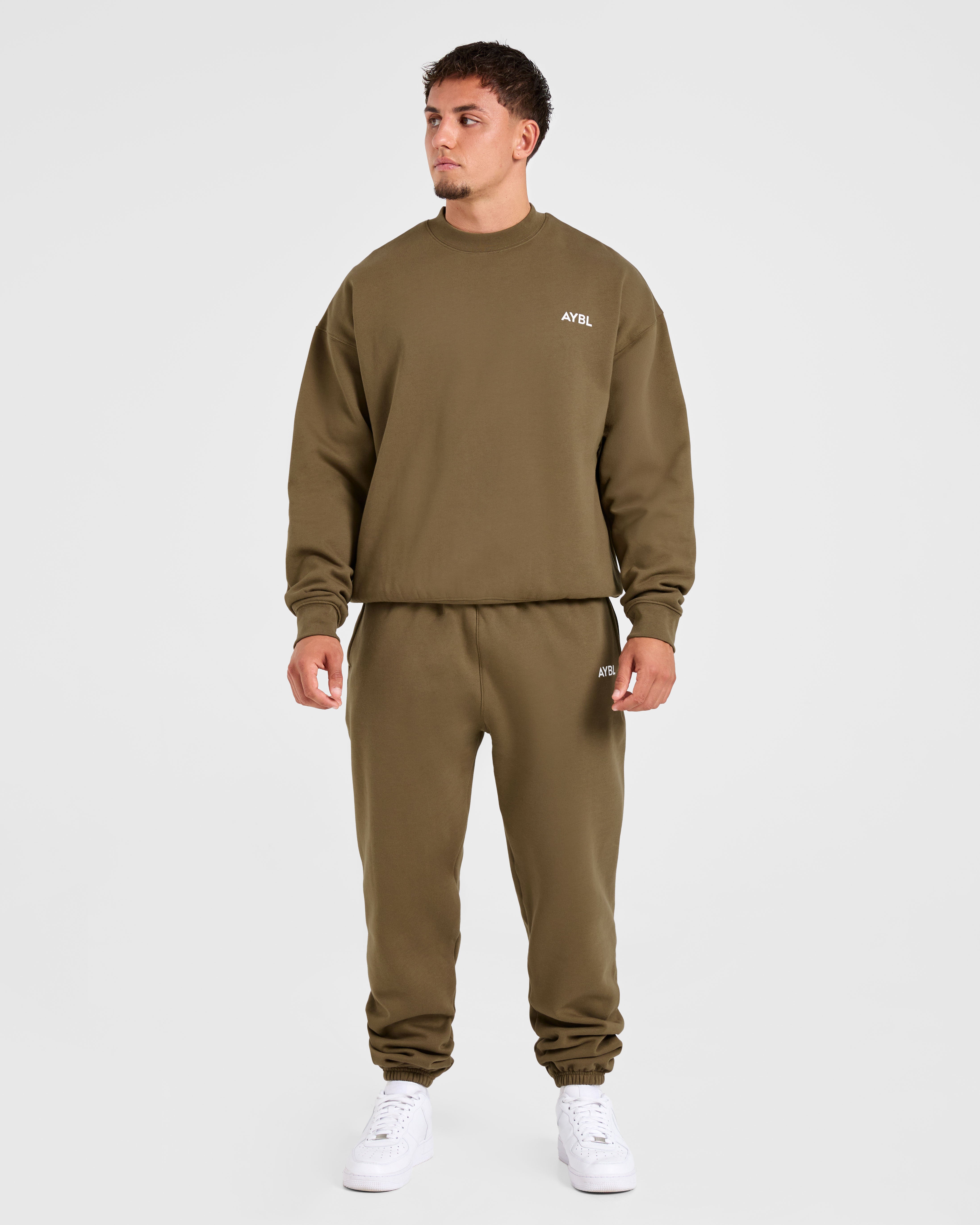 Essential Oversized Joggers- Olive Grün