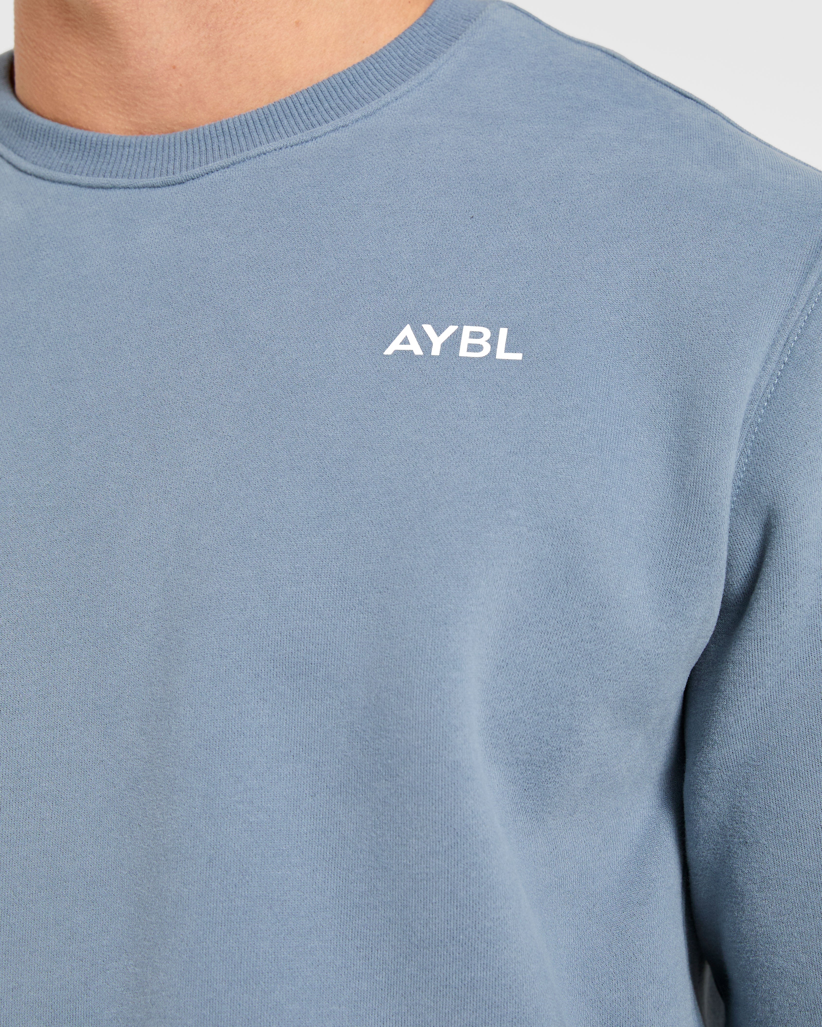 Essential Sweater - Blau