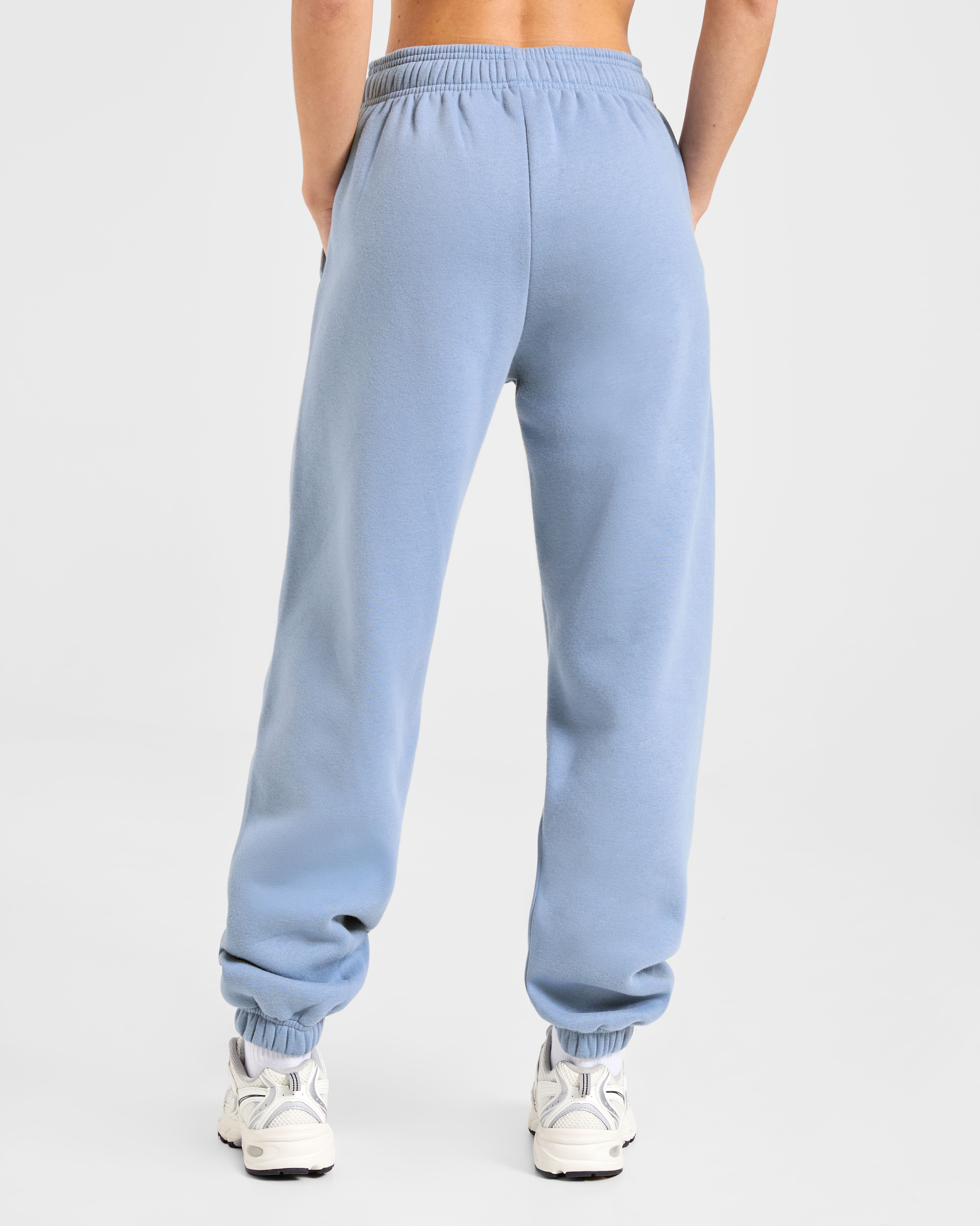 Retro Athletics Oversized Joggers - Vintage Blau