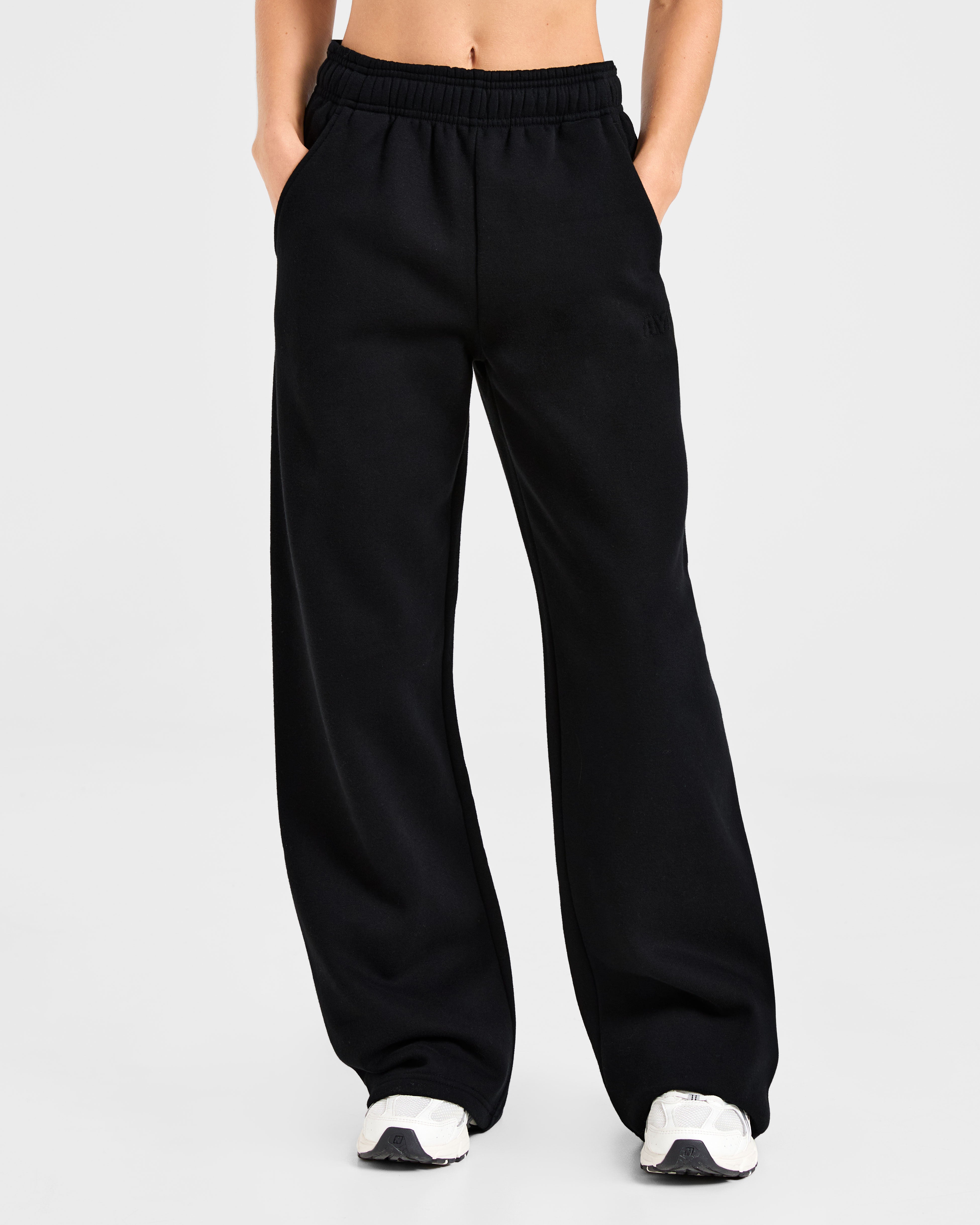 Classic Plush Oversized Straight Leg Joggers - Schwarz