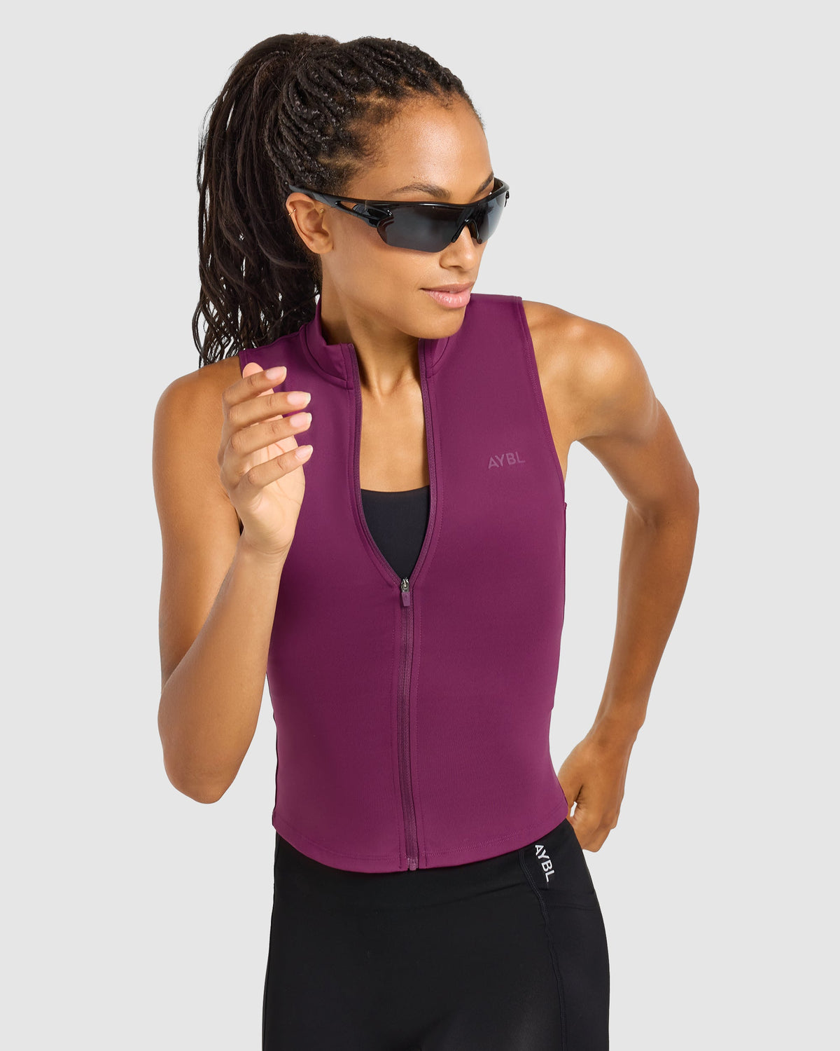 Run Sleeveless Zip Up Jacket - Plum