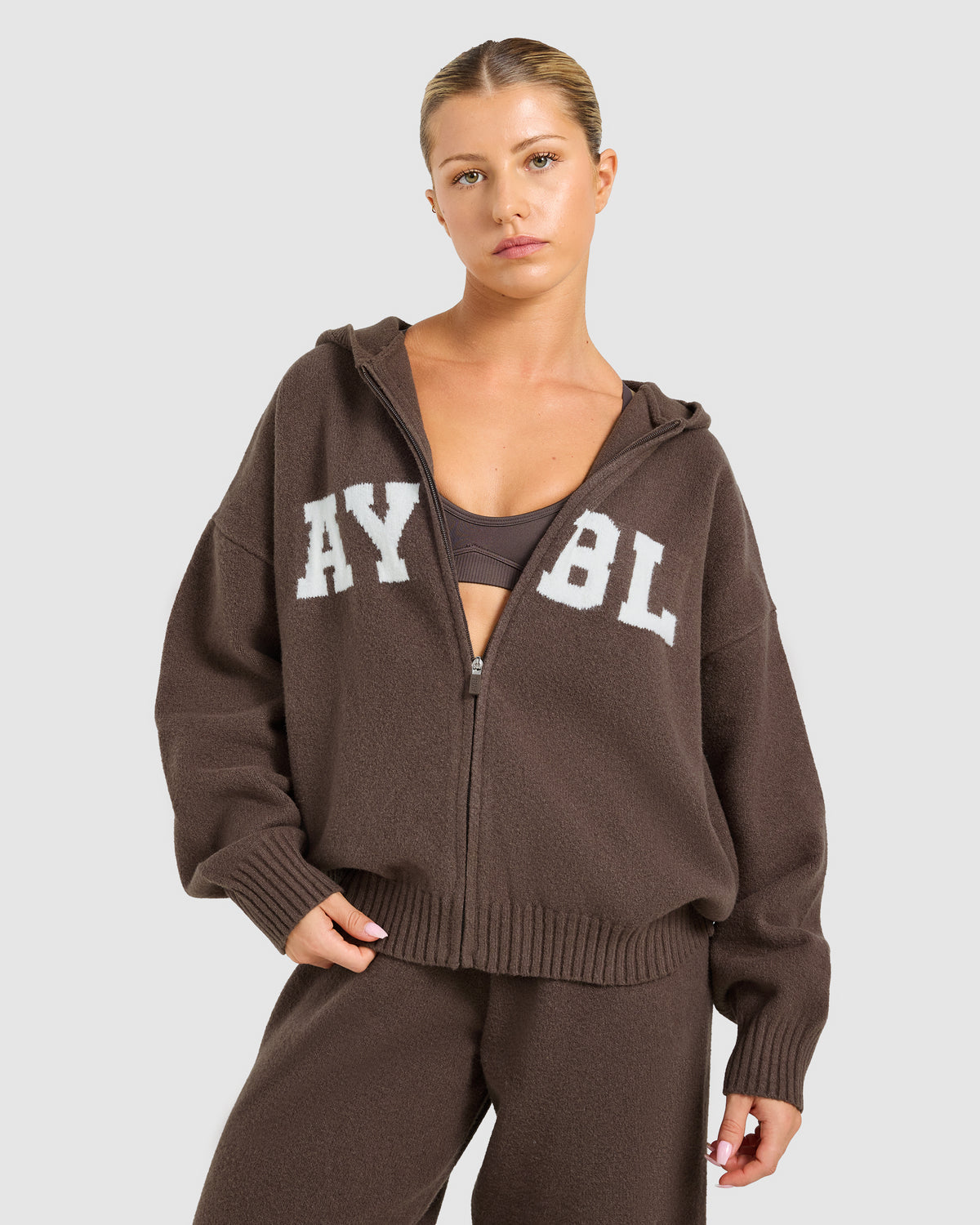 Varsity Oversized Knitted Zip Up Hoodie - Braun