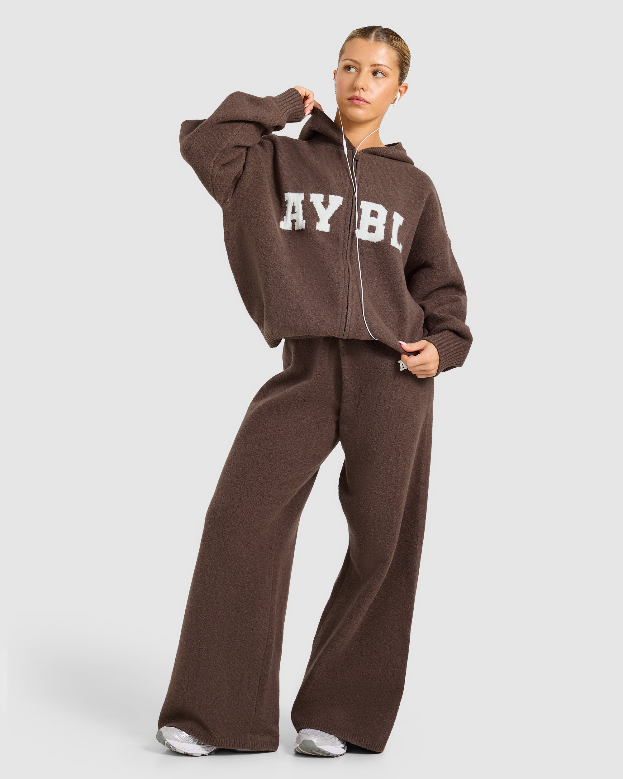 Varsity Oversized Knitted Zip Up Hoodie - Braun