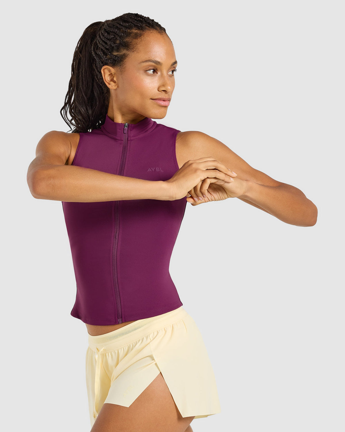 Run Low Rise 3" Shorts - Butter Gelb