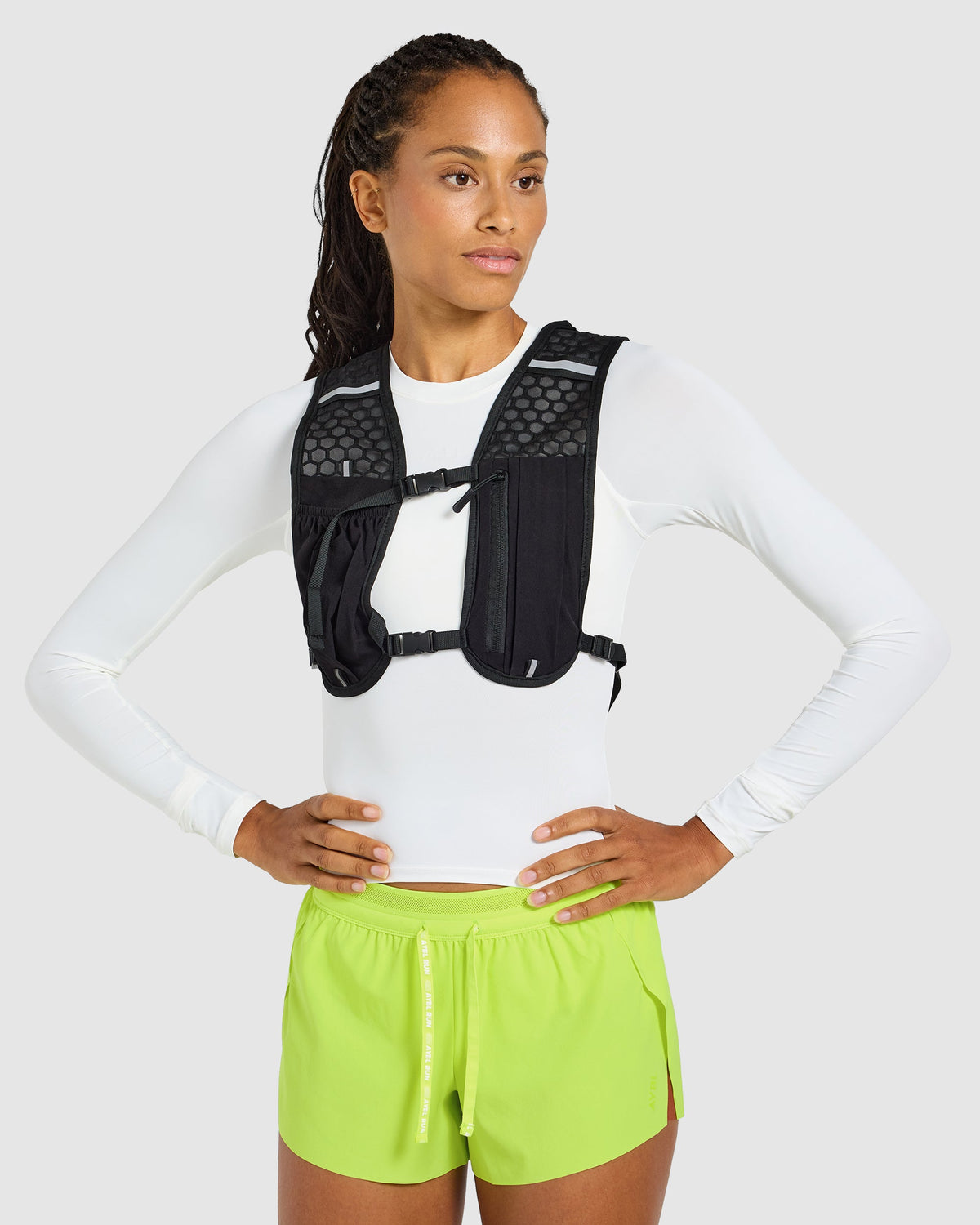 Run Low Rise 3" Shorts - Neon Gelb