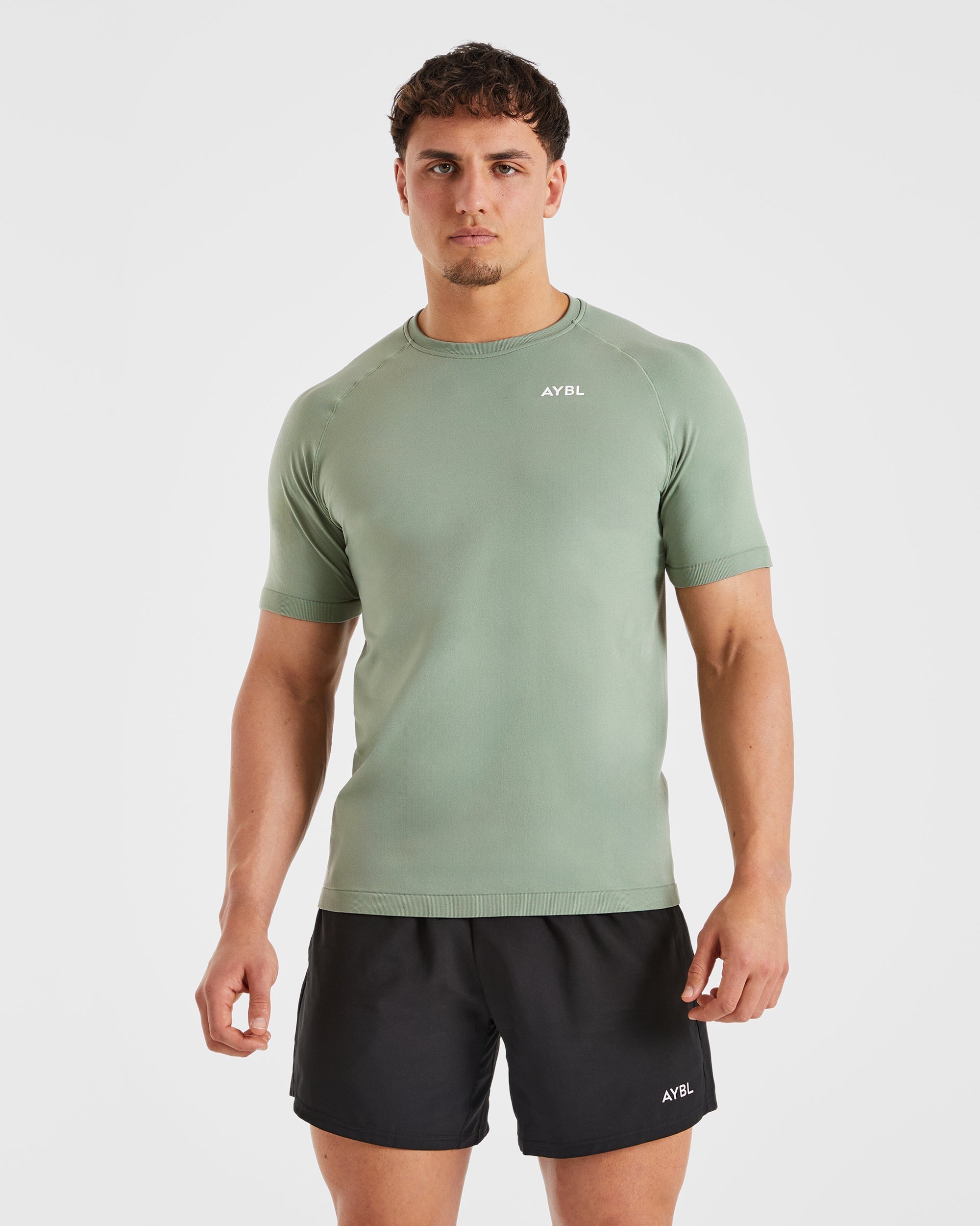 Ascend Seamless T Shirt - Olive Grün