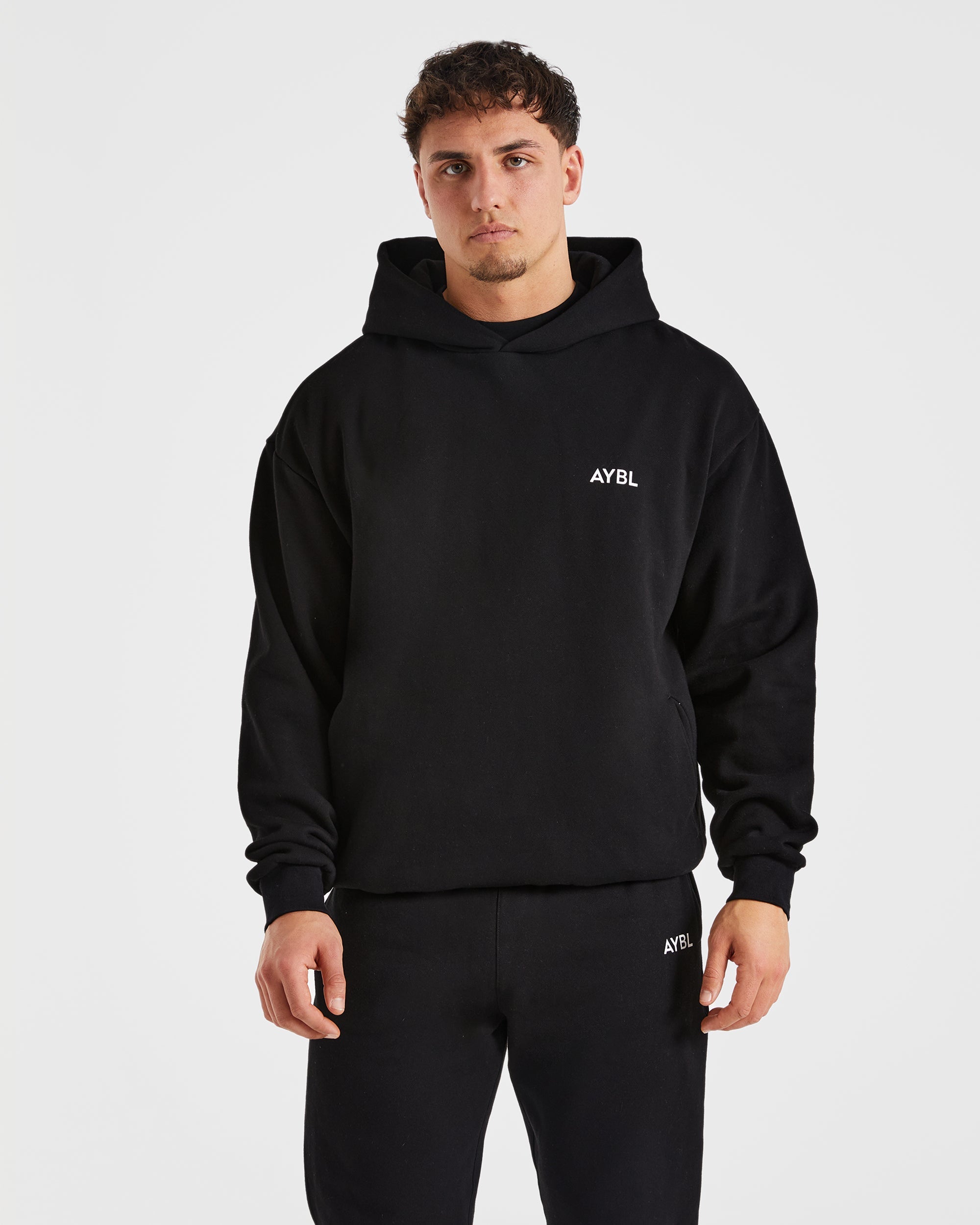 Essential Oversized Hoodie - Schwarz