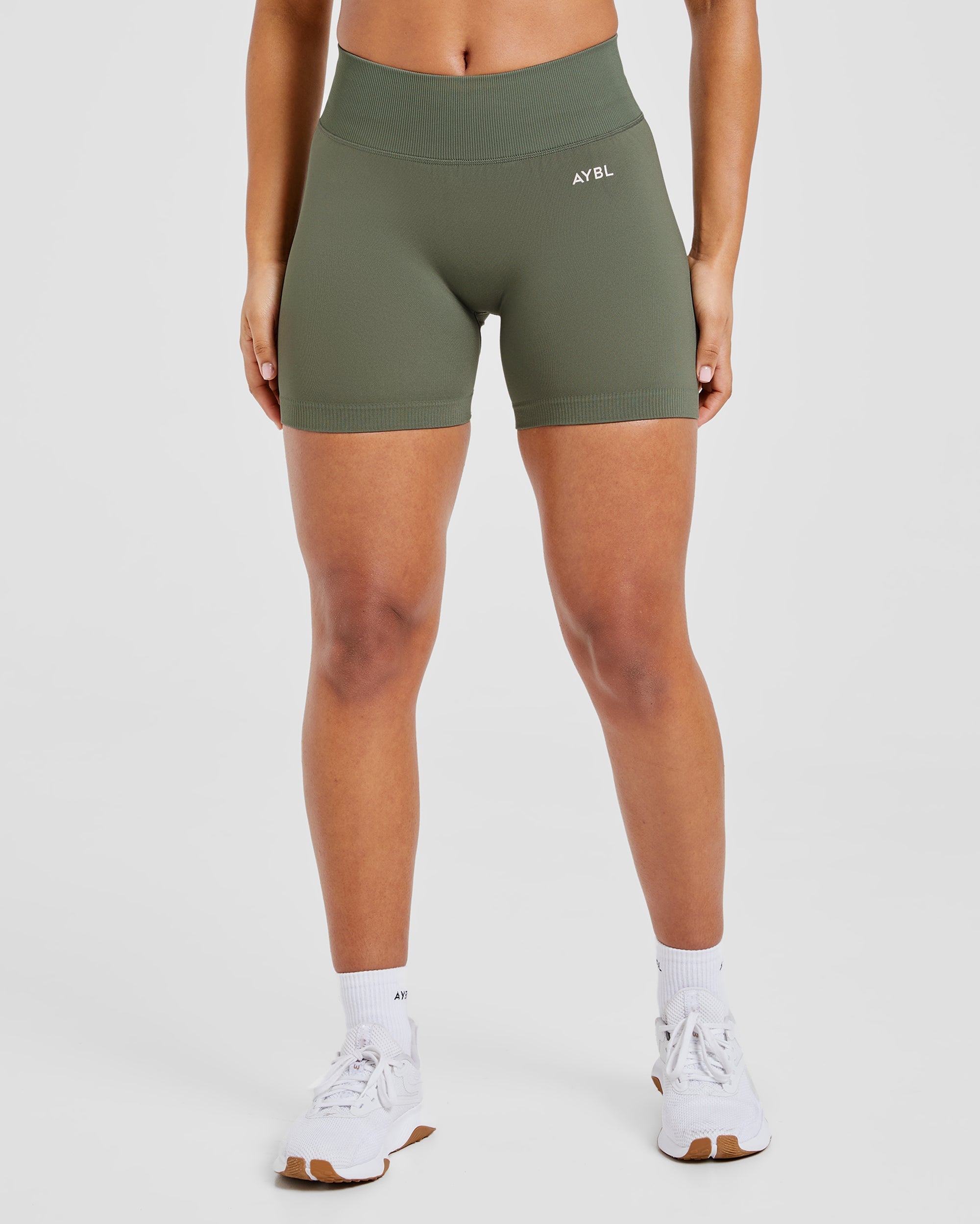 Adapt Seamless Shorts - Grün