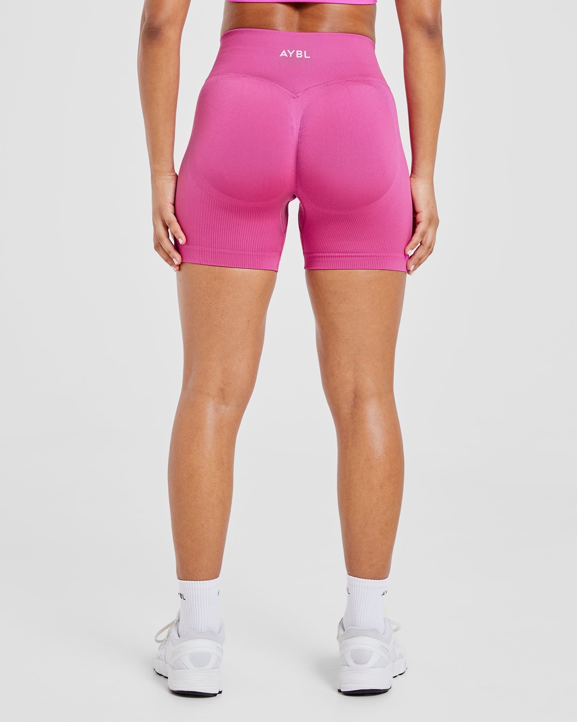 Adapt Seamless Shorts - Rosa